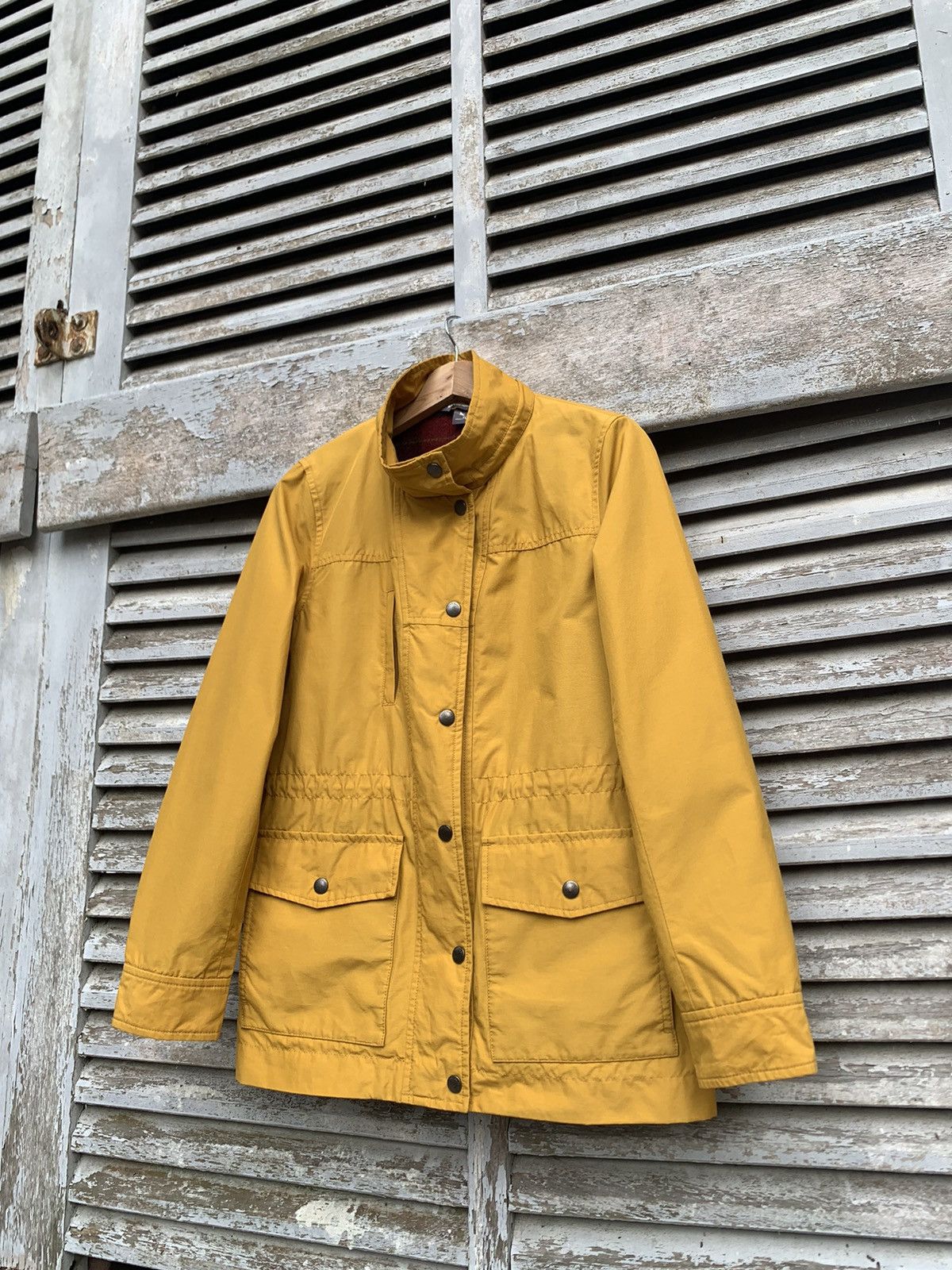 Eddie Bauer 🔥EDDIE BAUER UTILITY JACKET FOR WOMAN (M) Size US M / EU 48-50 / 2 - 4 Thumbnail
