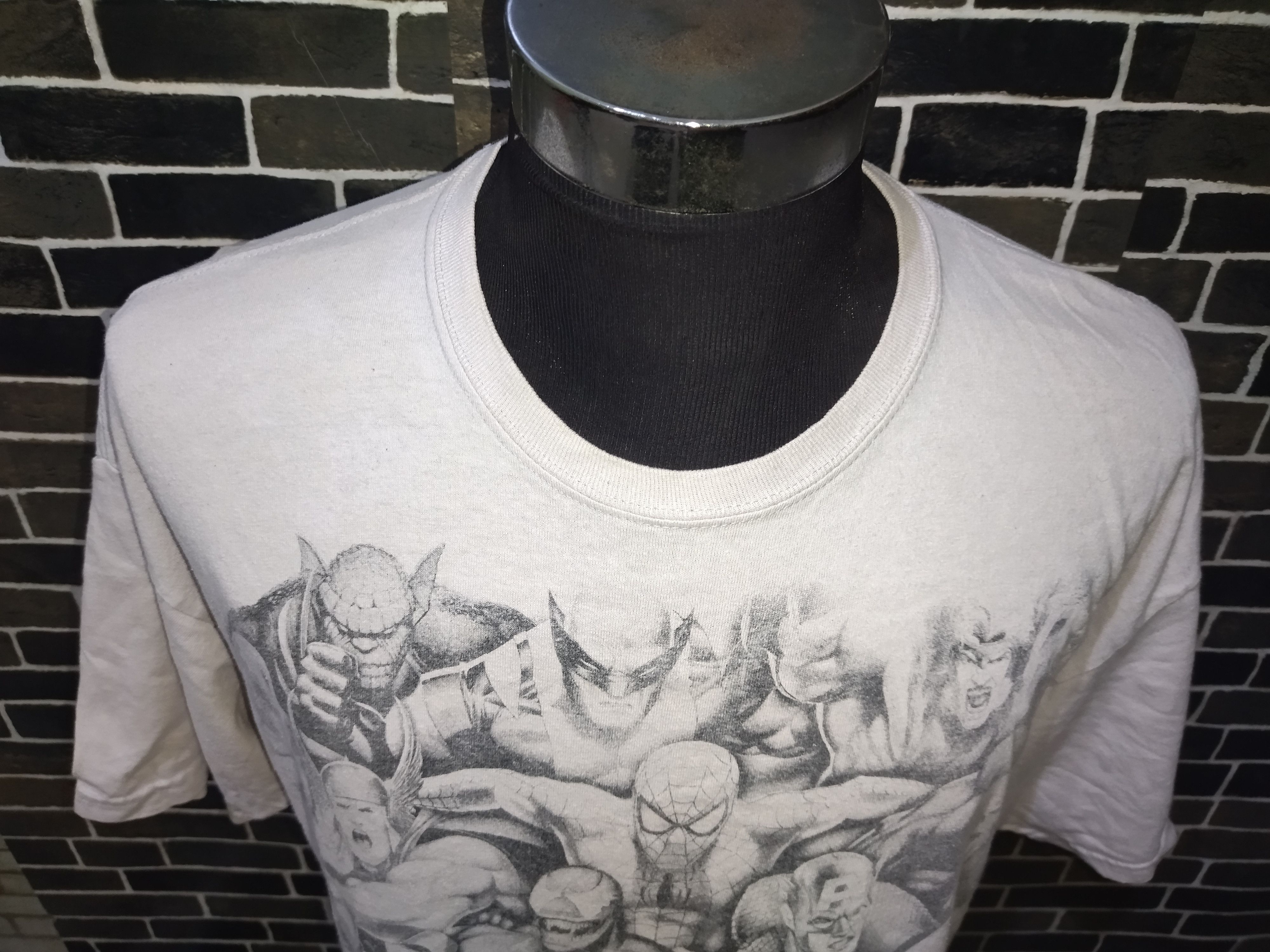 Marvel Comics × Vintage Marvel Superheroes Mad Engine Tshirt Size US L / EU 52-54 / 3 - 2 Thumbnail