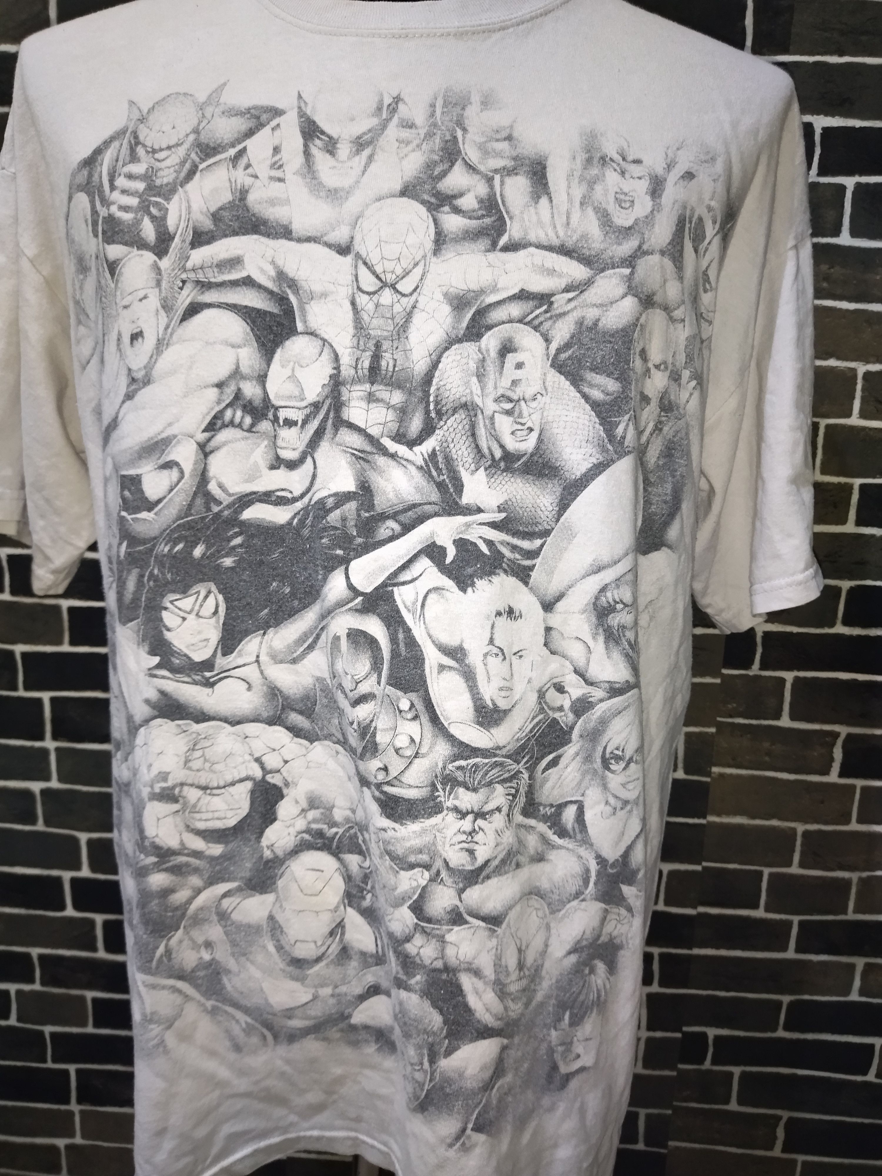 Marvel Comics × Vintage Marvel Superheroes Mad Engine Tshirt Size US L / EU 52-54 / 3 - 4 Thumbnail
