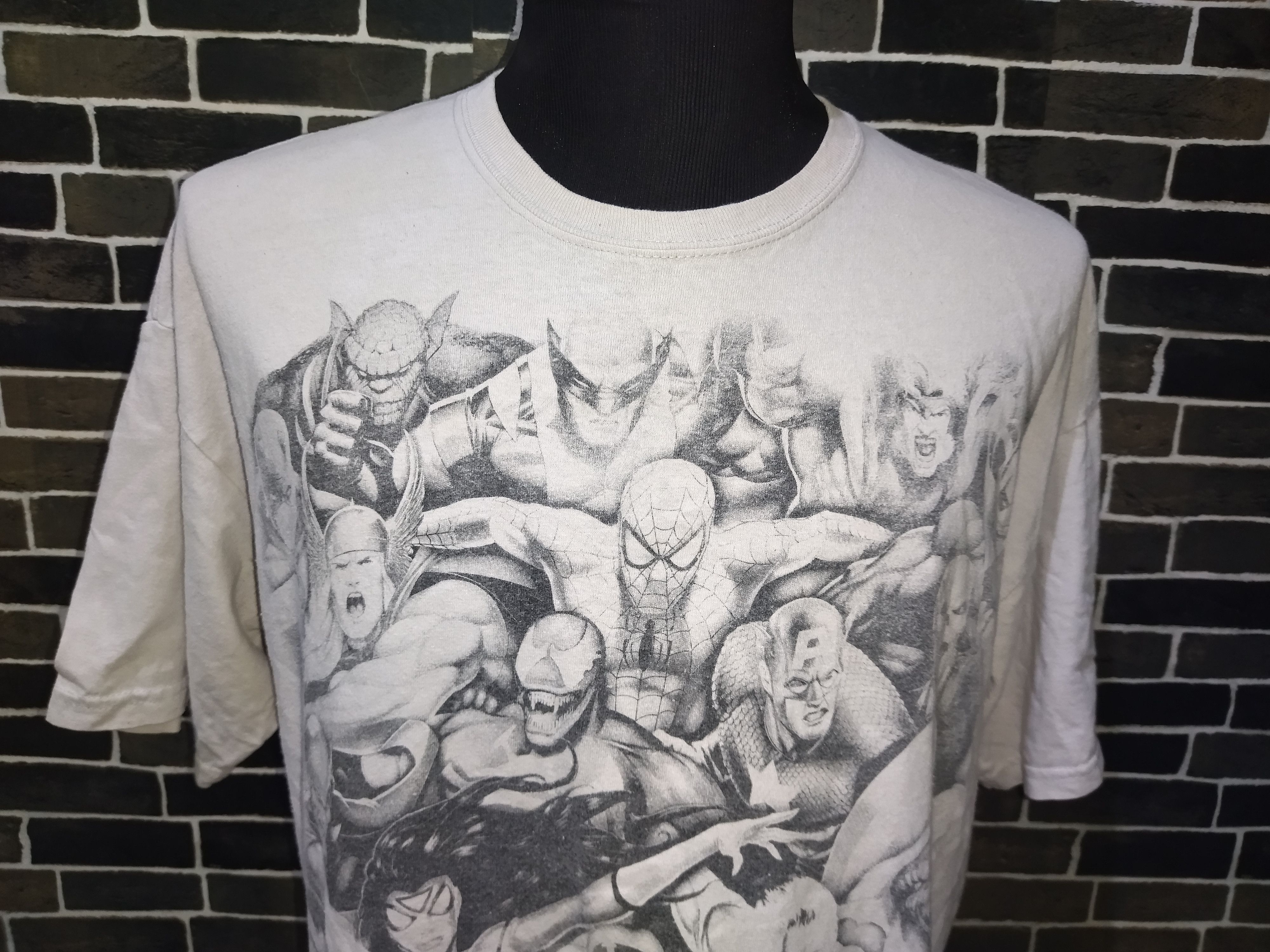 Marvel Comics × Vintage Marvel Superheroes Mad Engine Tshirt Size US L / EU 52-54 / 3 - 3 Thumbnail