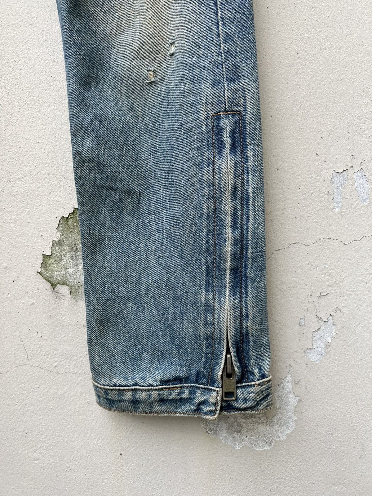 Vintage RNA Slang From Chaos Distressed Zippers Cargo Denim Size US 31 - 14 Thumbnail