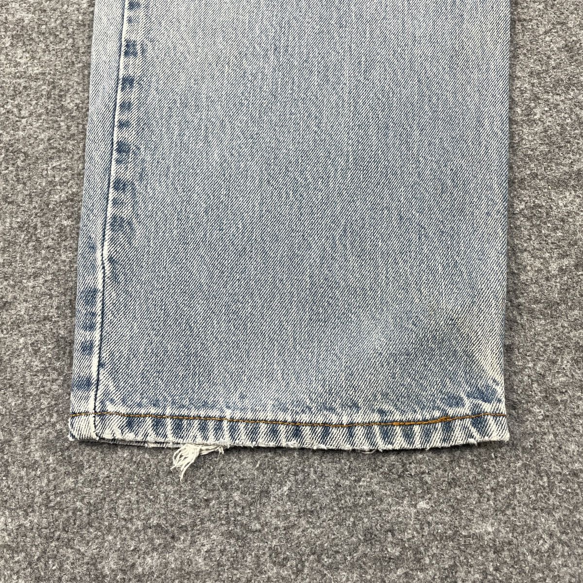 Levi's × Vintage Vintage Levi's 550 Light Wash wc-237 Size US 36 / EU 52 - 5 Thumbnail