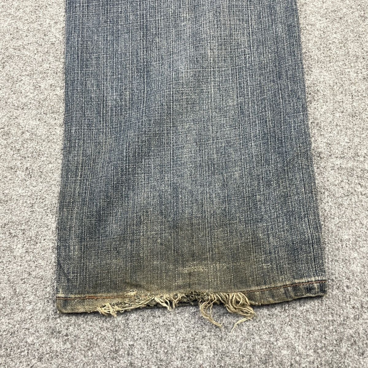 Levi's × Vintage Vintage Levi's 569 Faded Blue Jeans wc-230 Size US 35 - 9 Thumbnail