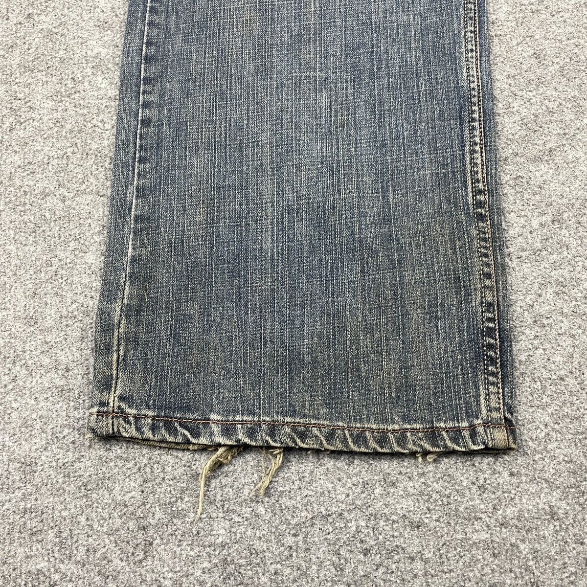 Levi's × Vintage Vintage Levi's 569 Faded Blue Jeans wc-230 Size US 35 - 5 Thumbnail