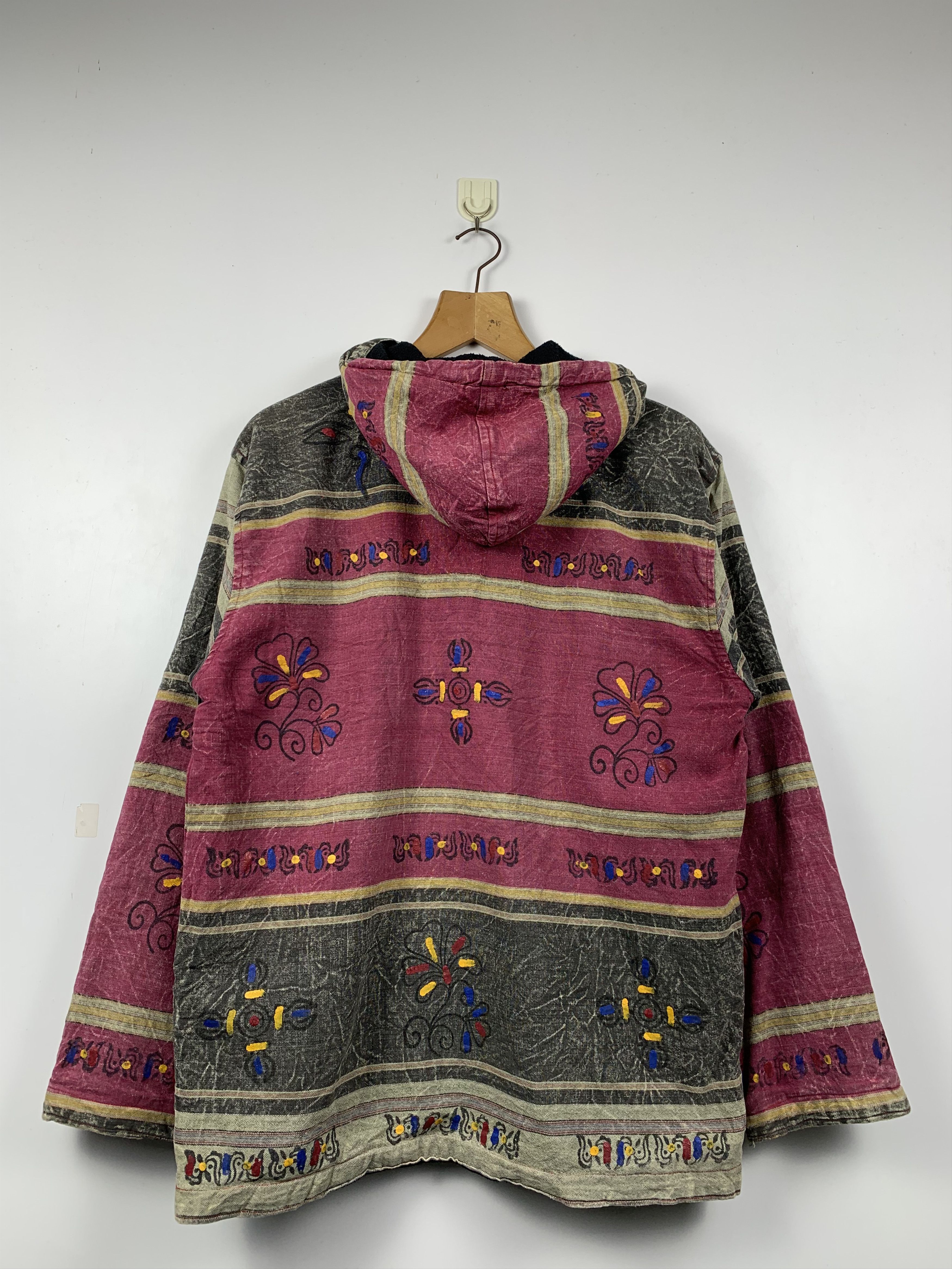 Japanese Brand × Vintage Vintage Japanese Brand Navajo Native Hoodie Jacket Size US L / EU 52-54 / 3 - 2 Thumbnail