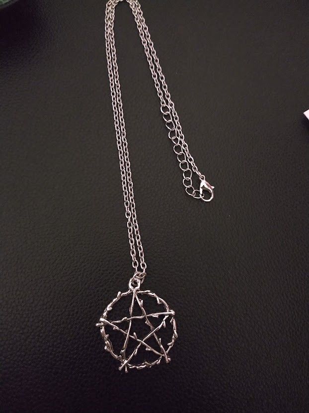 Jewelry Gothic Pentagram Necklace Size ONE SIZE - 5 Thumbnail