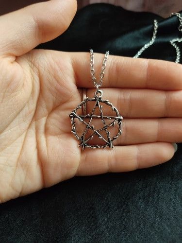 Jewelry Gothic Pentagram Necklace Size ONE SIZE - 2 Thumbnail