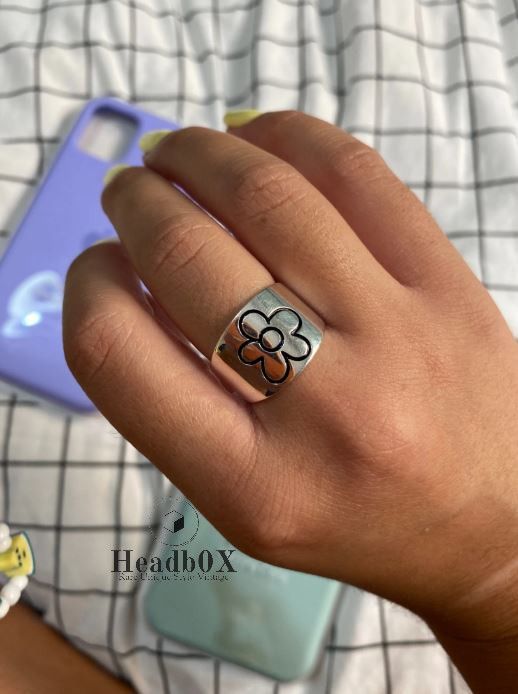 Vintage Geometric Flower Adjustable Ring Size ONE SIZE - 3 Thumbnail