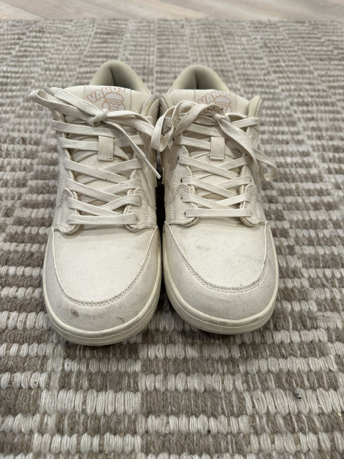 Vandy The Pink Vandy the pink all white sneakers Size US 9 / EU 42 - 3 Thumbnail