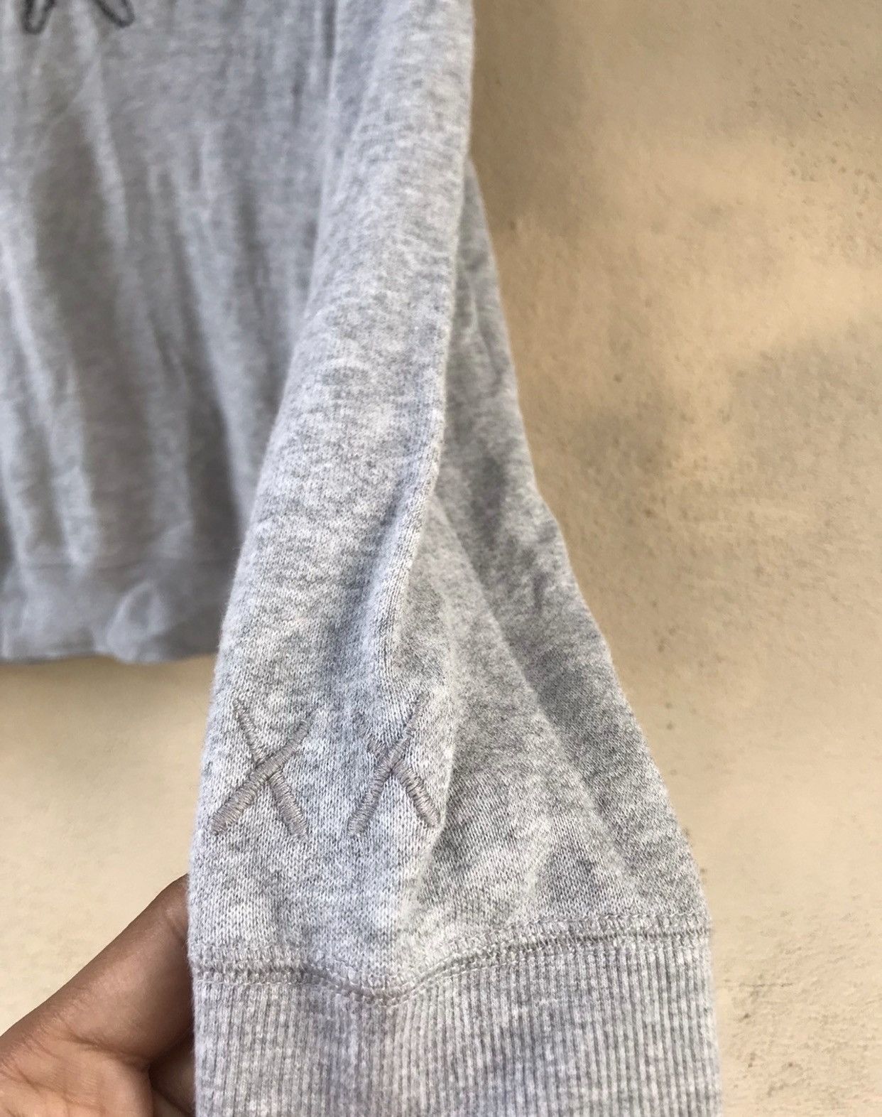 Kaws × Uniqlo Uniqlo Kaws Sesame Street Sweatshirt Size US S / EU 44-46 / 1 - 4 Thumbnail