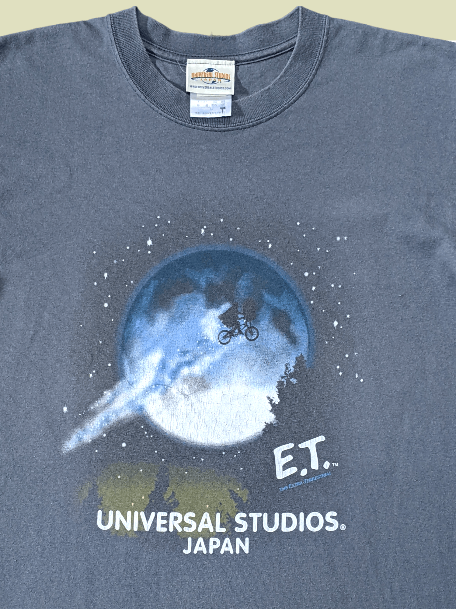 Universal Studios × Vintage Vintage 90s Japanese E.T Extraterrestrial Movie T shirt Size US S / EU 44-46 / 1 - 2 Thumbnail