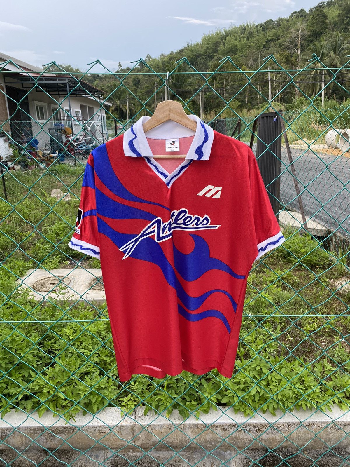 image of Mizuno Kashima Antlerr J League Jersey 1998 in Red, Men's (Size Medium)