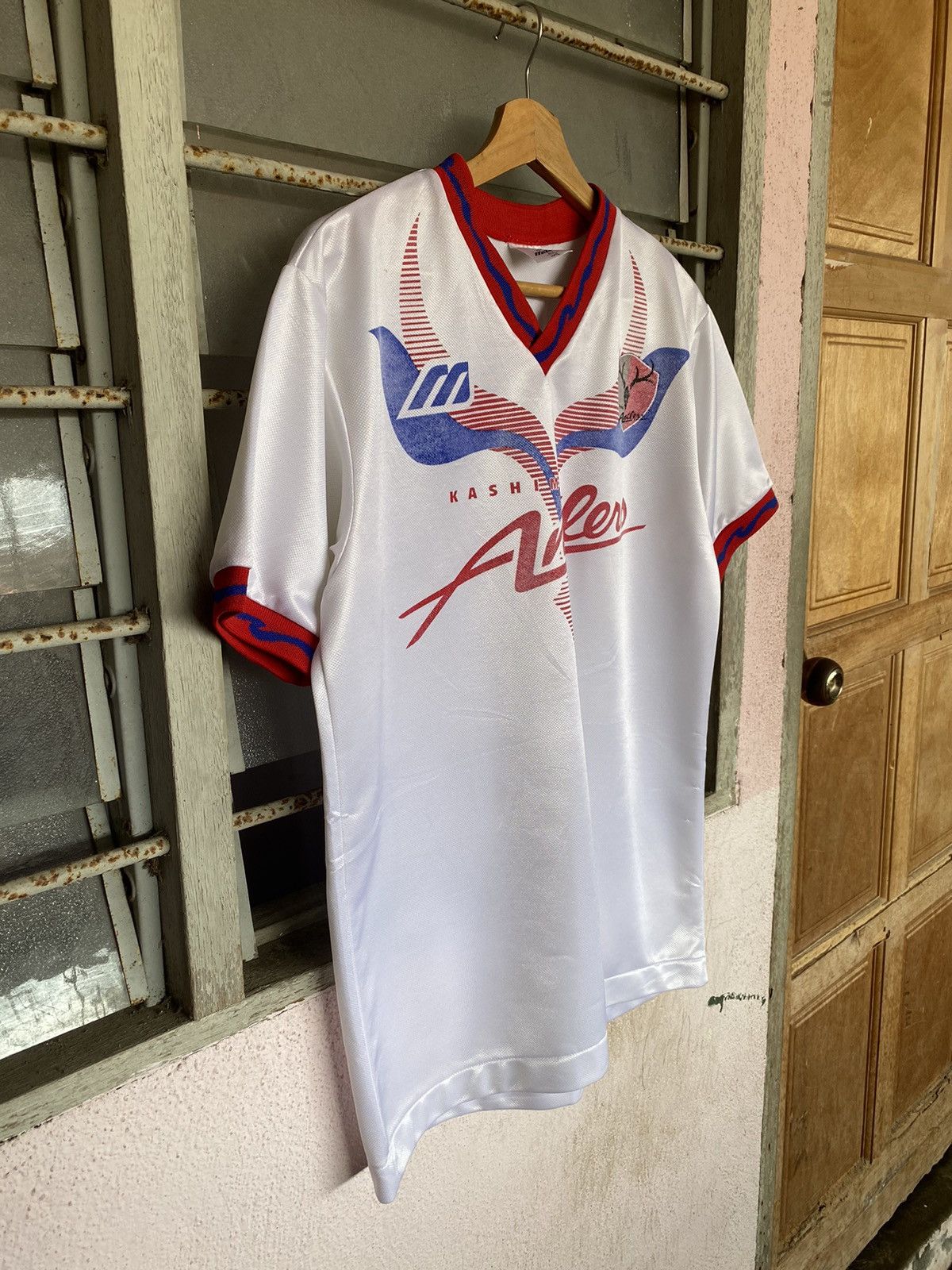 Mizuno Vintage Mizuno Kashima Antlerr J League Away Jersey 1994-95 Size US L / EU 52-54 / 3 - 4 Thumbnail