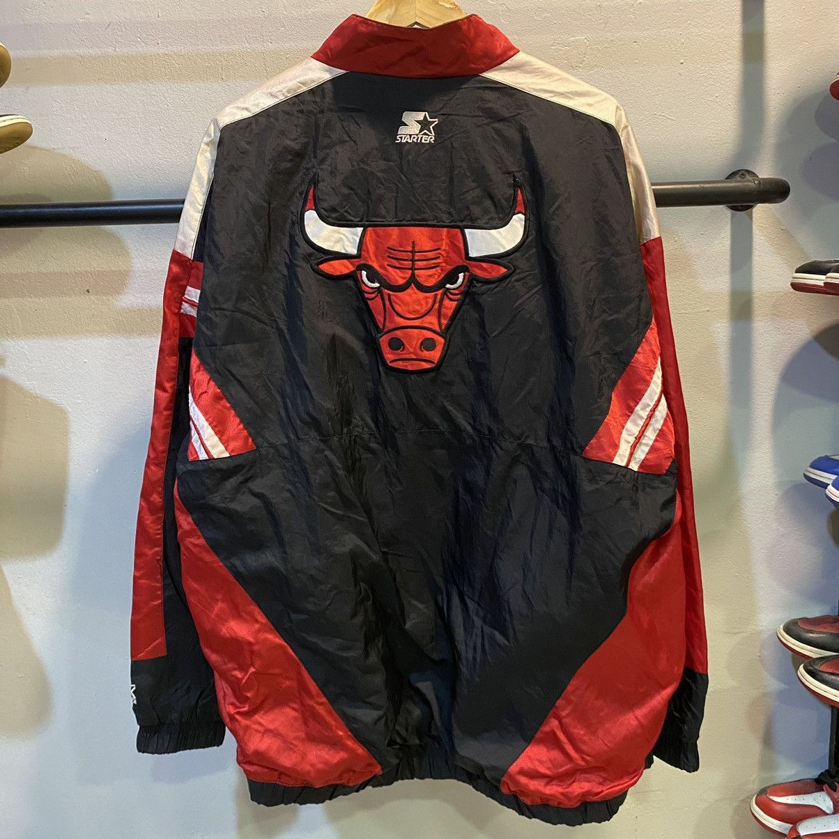 NBA VTG‼️NBA Chicago Bulls Starter Logo Embroided Windbreaker Size US XL / EU 56 / 4 - 1 Thumbnail