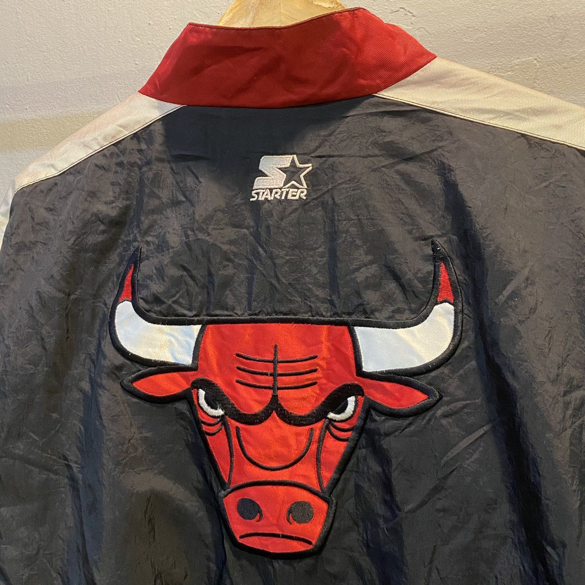 NBA VTG‼️NBA Chicago Bulls Starter Logo Embroided Windbreaker Size US XL / EU 56 / 4 - 15 Thumbnail