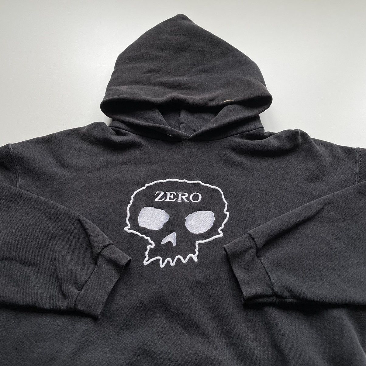 Hook-Ups × Vintage Vintage 90s Zero Skateboards Hoodie faded black made in USA Size US XL / EU 56 / 4 - 2 Thumbnail