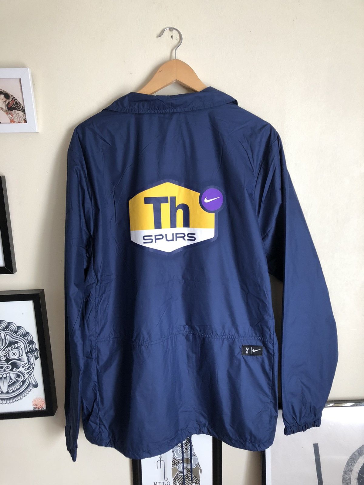 Nike Nike Airmax TN X Tottenham Hotspur Shield Jacket Size US XL / EU 56 / 4 - 1 Thumbnail