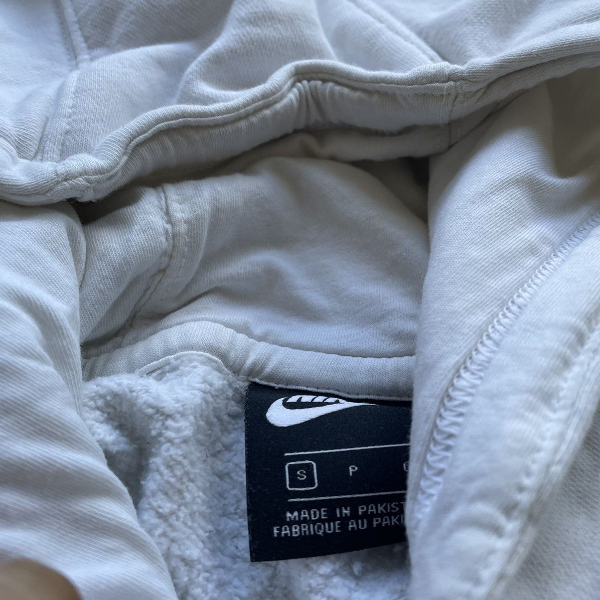 Nike × Vintage Vintage 2000s Nike Embroidered Swoosh Hoodie Small White Size US S / EU 44-46 / 1 - 4 Thumbnail