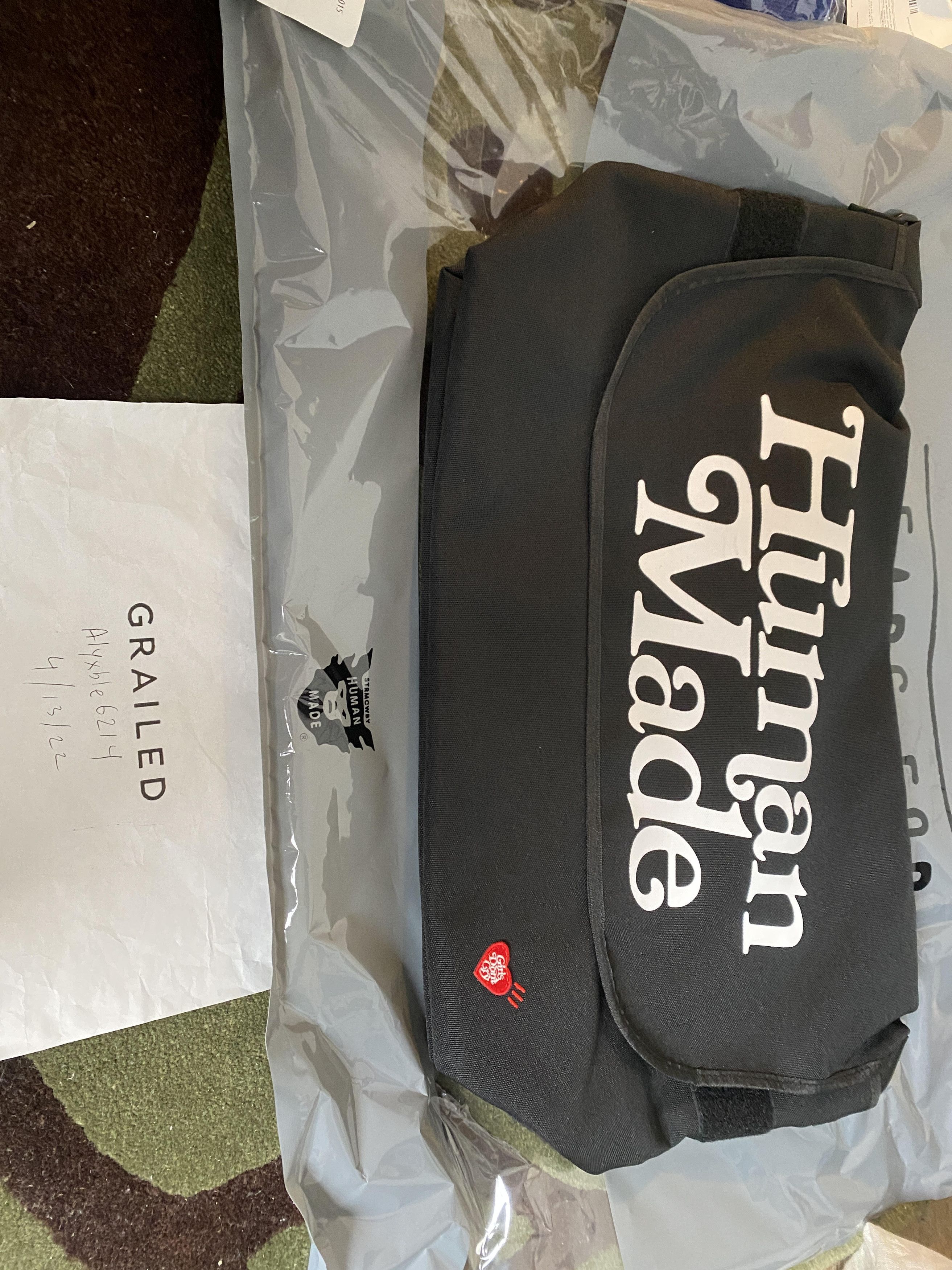 Girls Don't Cry × Human Made Human Made × Girls Dont Cry MESSENGER BAG GDC black Size ONE SIZE - 7 Thumbnail