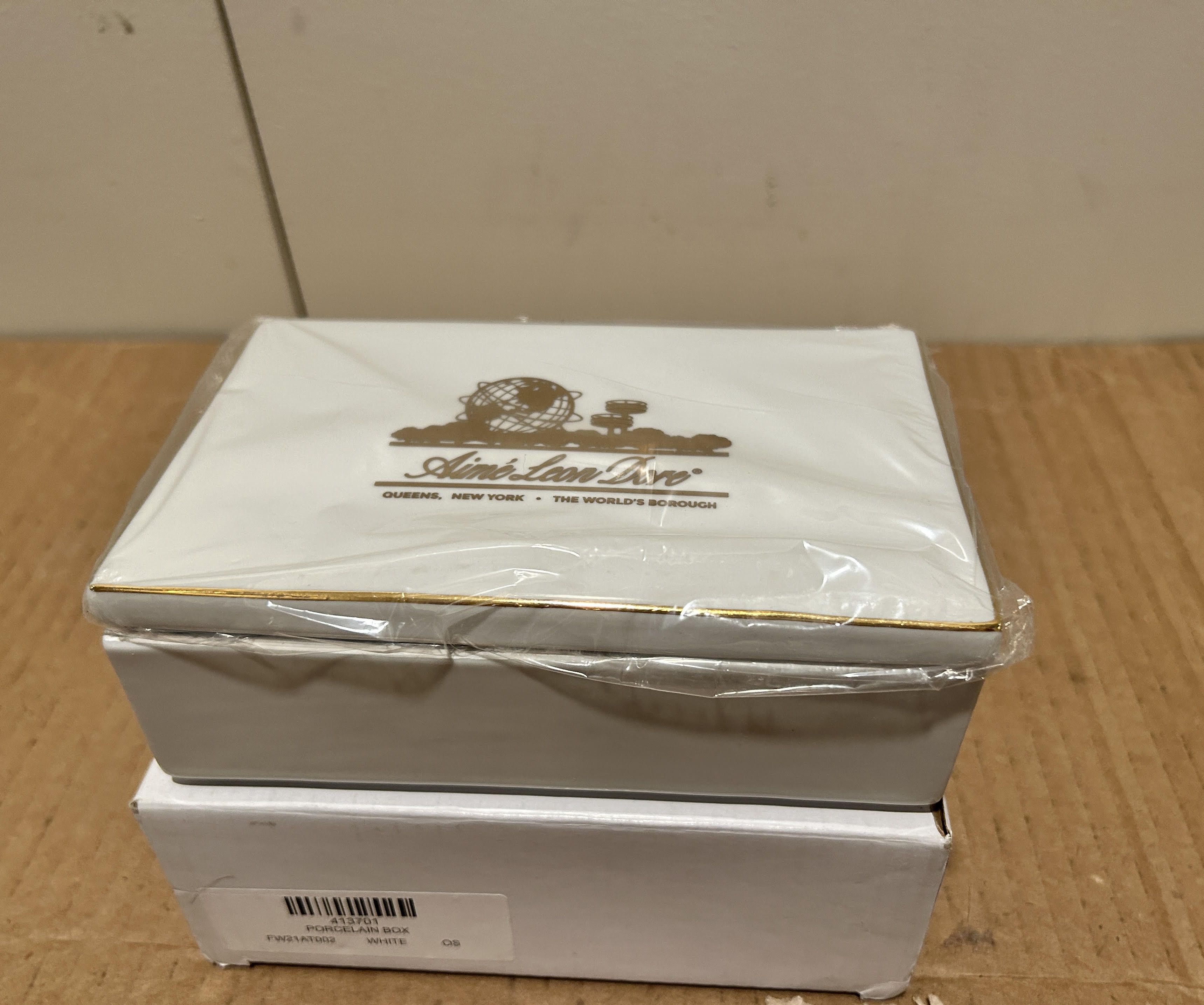 Aime Leon Dore Aime Leon Dore Unisphere Stash Box IN HAND Porcelain Size ONE SIZE - 2 Thumbnail