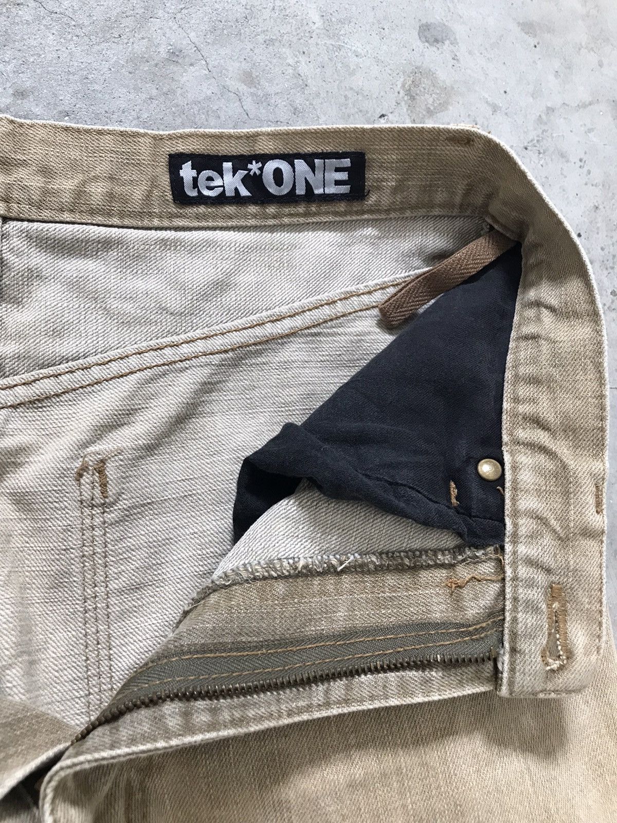 Japanese Brand tek*ONE Agriculture Visual Vandalizm Denim Jeans Size US 32 / EU 48 - 14 Thumbnail