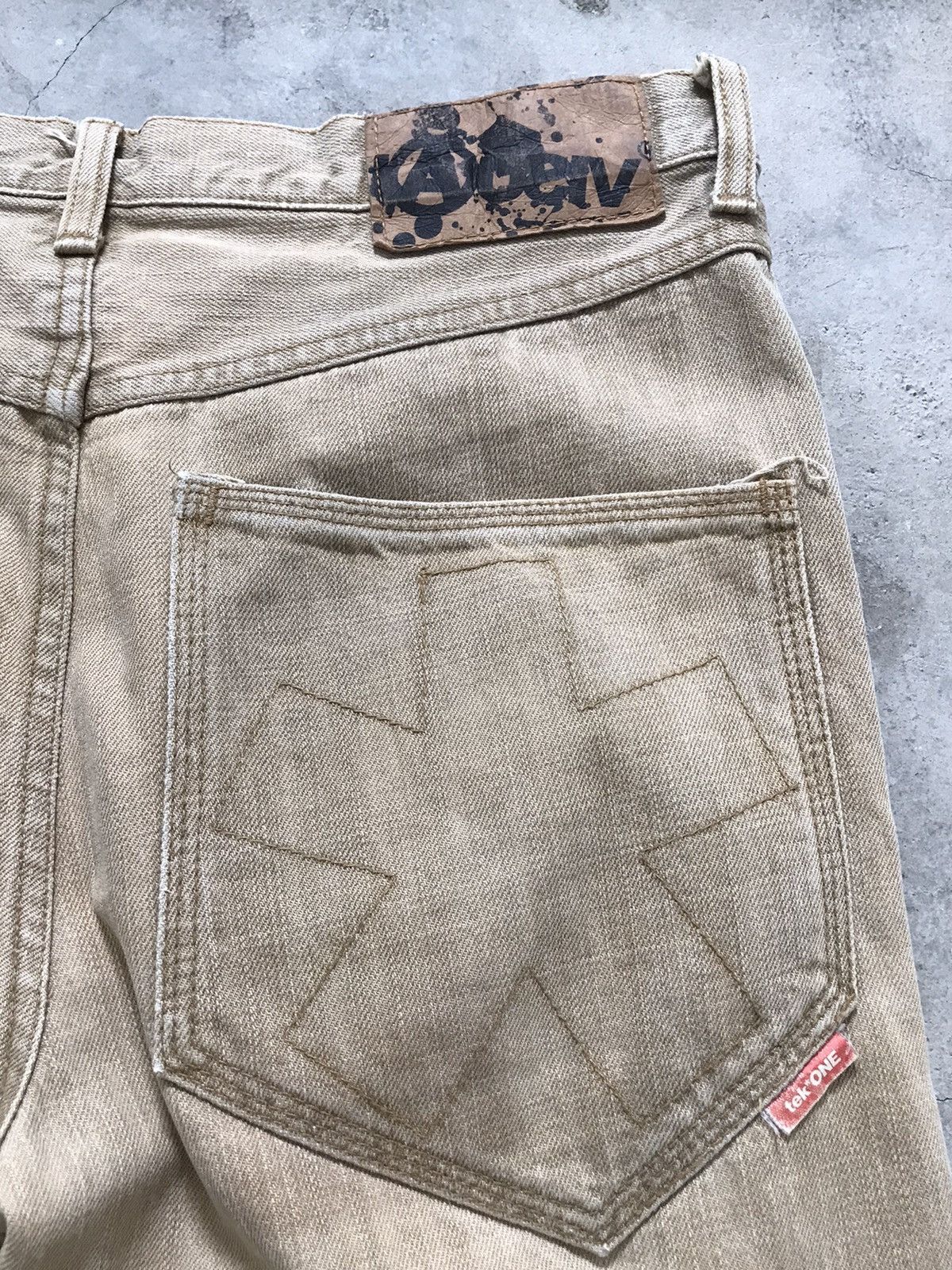 Japanese Brand tek*ONE Agriculture Visual Vandalizm Denim Jeans Size US 32 / EU 48 - 2 Thumbnail