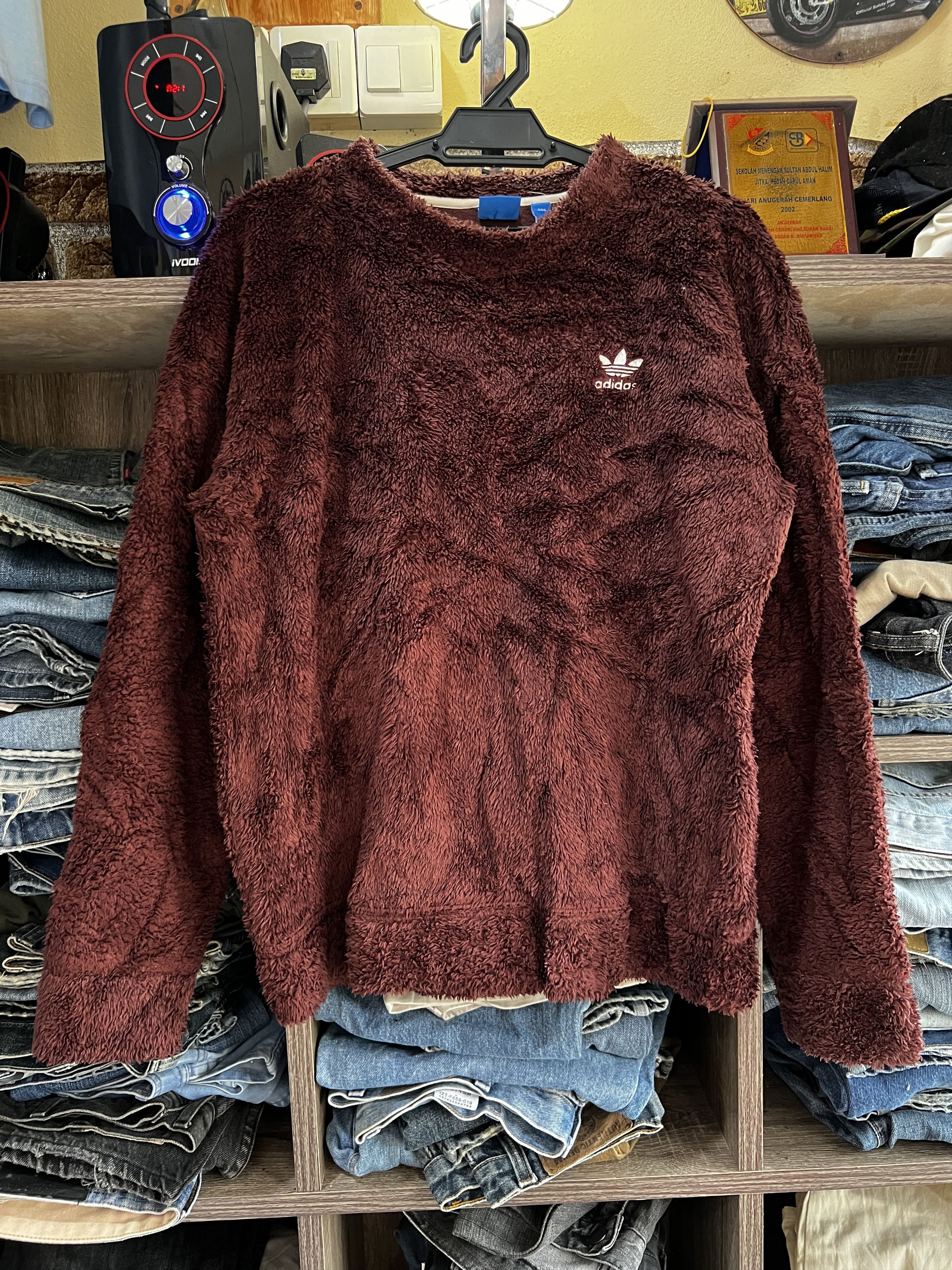 Adidas 🔥Vintage Adidas Deep Pile Faux Fur Sweatshirts Size US M / EU 48-50 / 2 - 1 Thumbnail