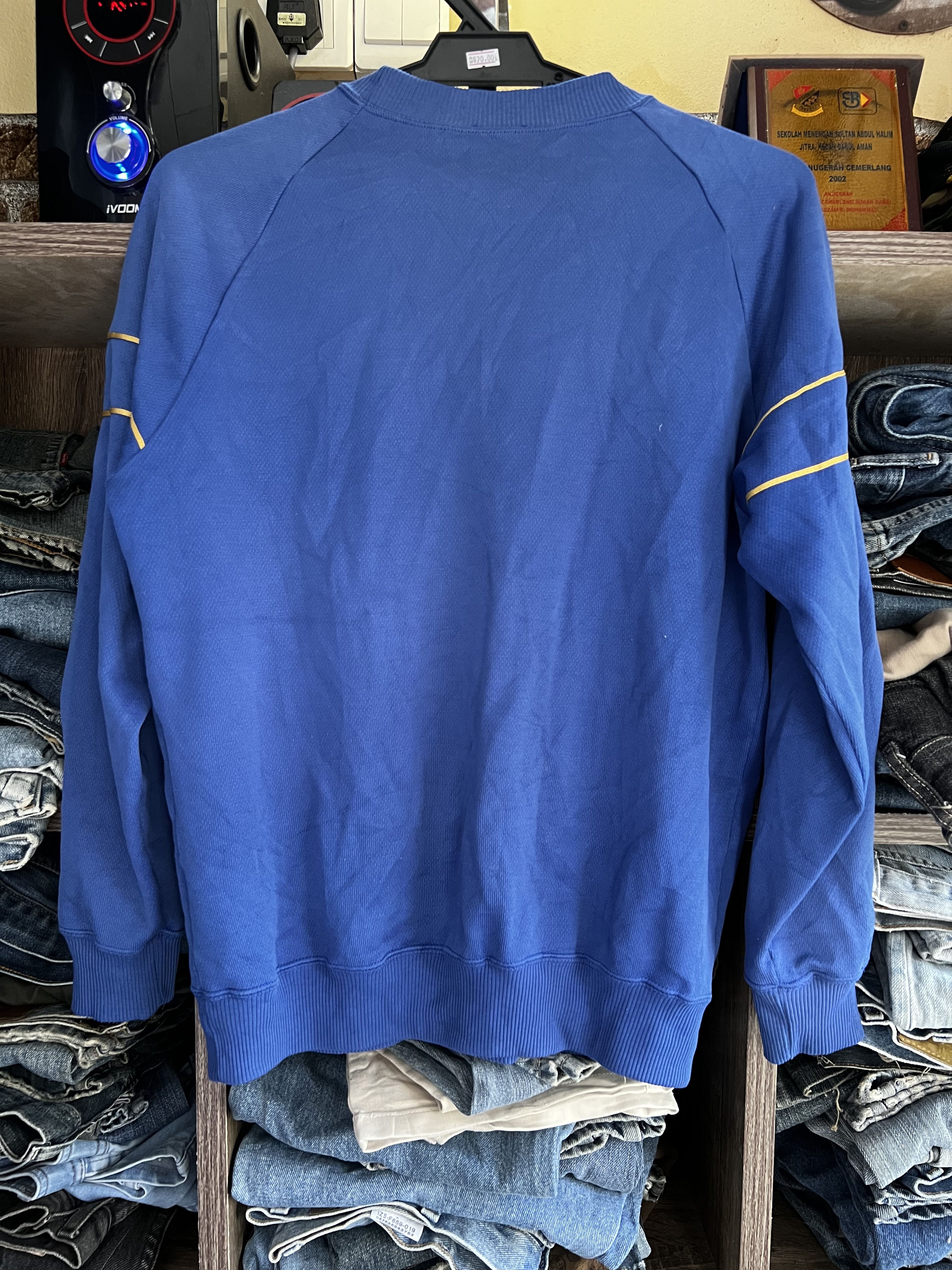 Adidas 🔥Vintage Adidas Techno 80s Gold Stripe Sweatshirts Size US S / EU 44-46 / 1 - 2 Thumbnail