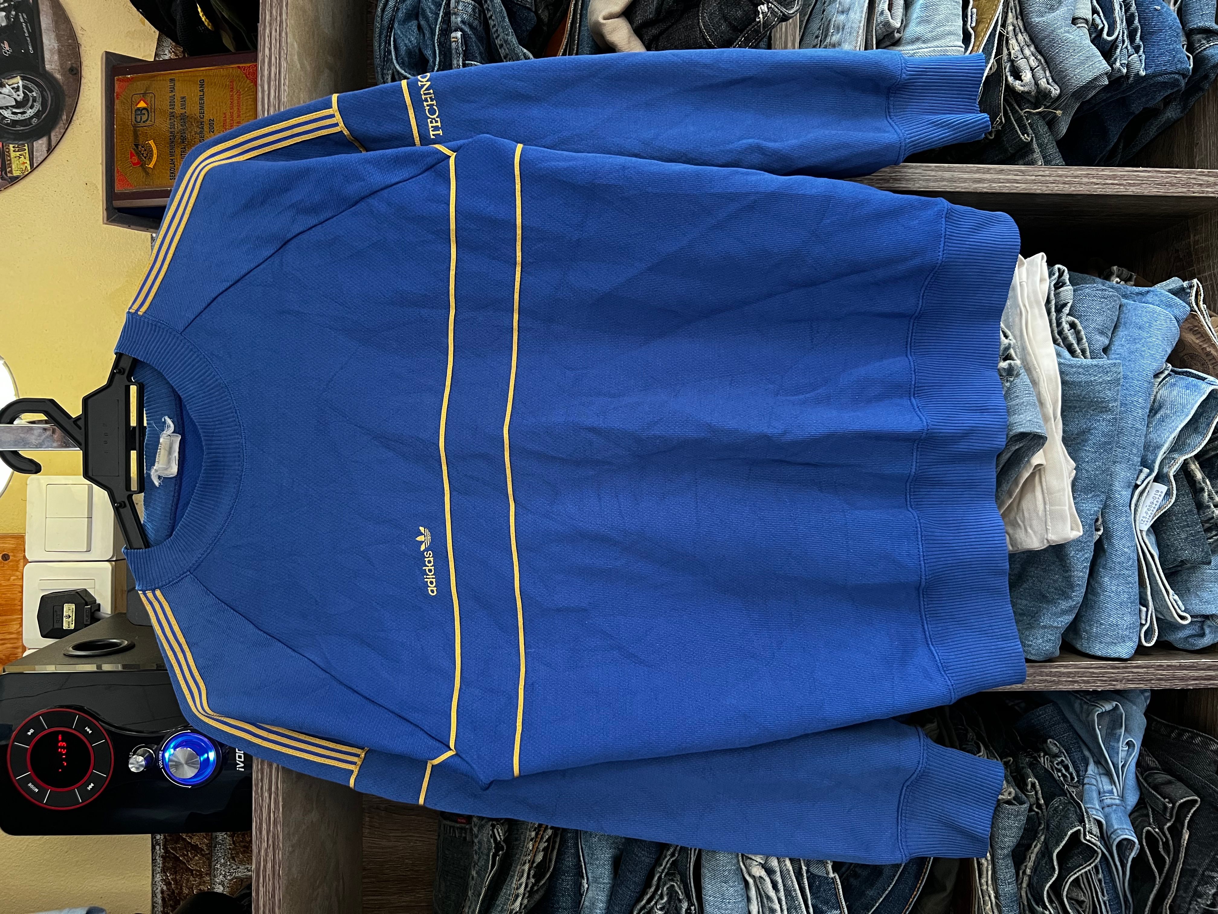 Pre-owned Adidas Originals Vintage Adidas Techno 80's Gold Stripe Sweatshirts In Blue
