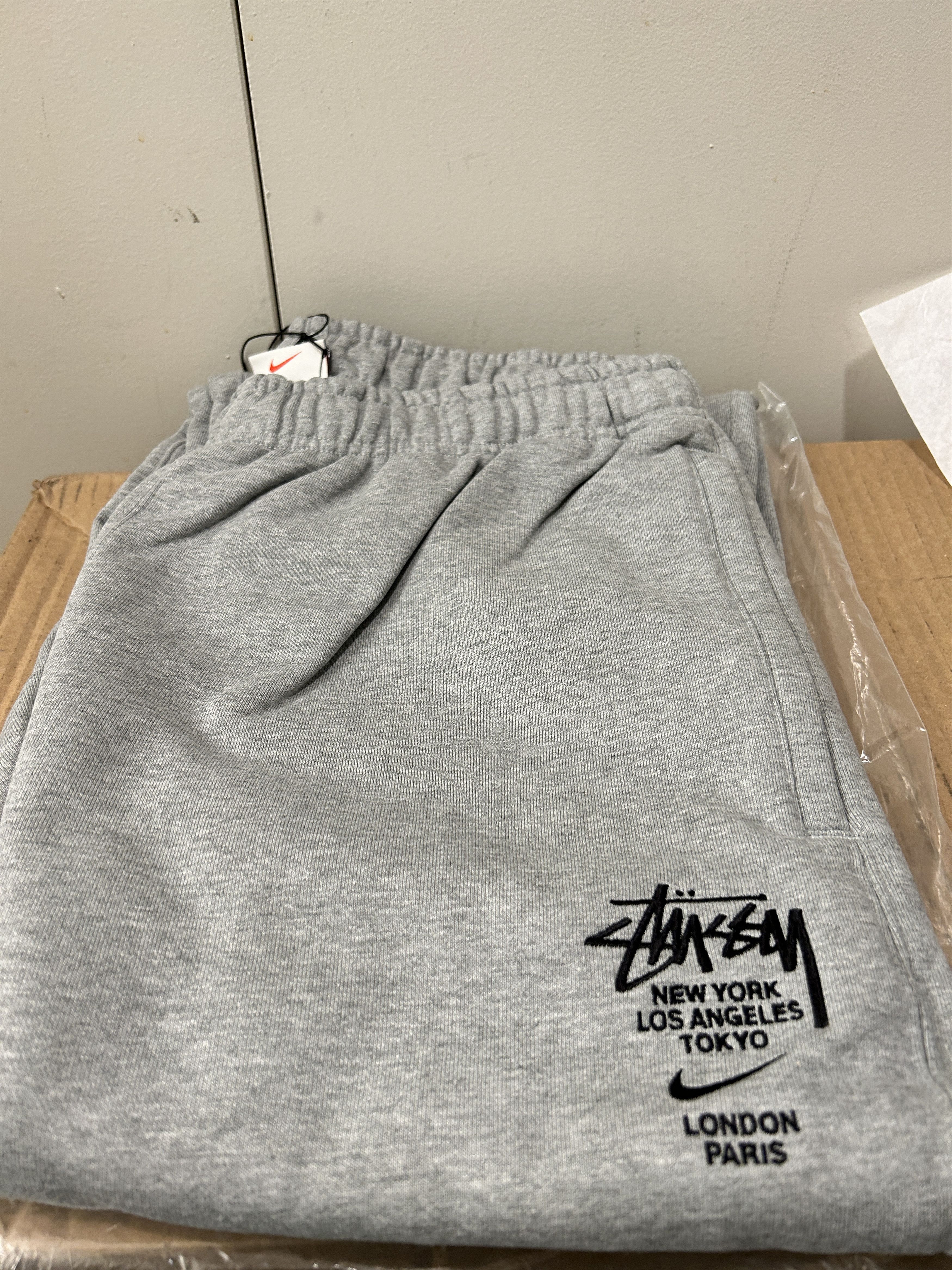 Nike × Stussy stussy x nike sweatpants grey international Size US 34 / EU 50 - 4 Thumbnail