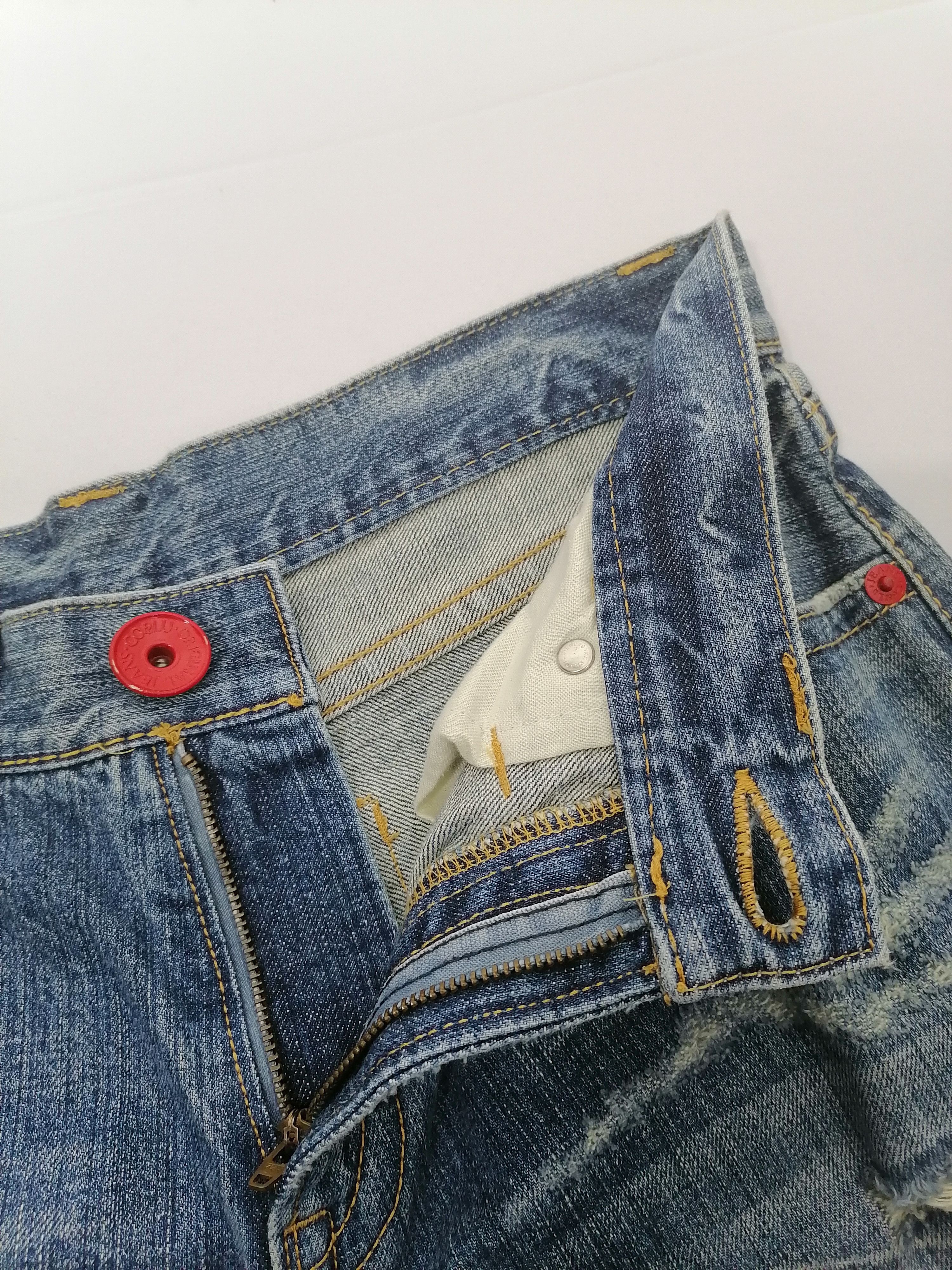 Japanese Brand Co & Lu Original Distressed Denim Jeans Printed Designs Size US 32 / EU 48 - 2 Thumbnail