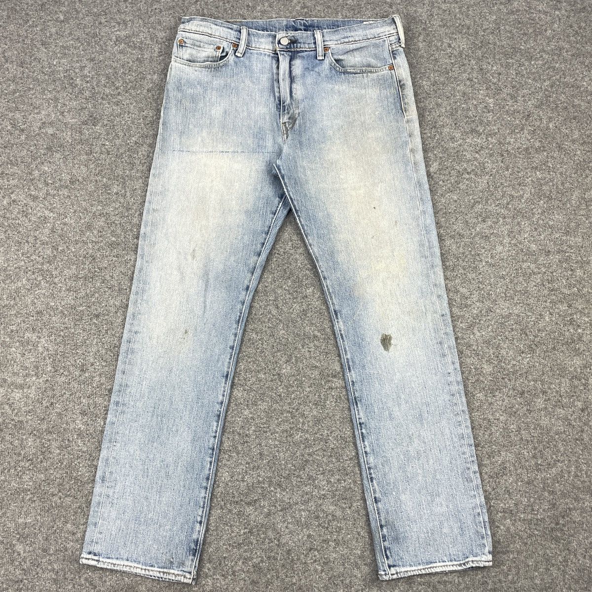 Levi's × Vintage Vintage Levi's 504 Distressed Light Wash wc-236 Size US 36 / EU 52 - 1 Thumbnail