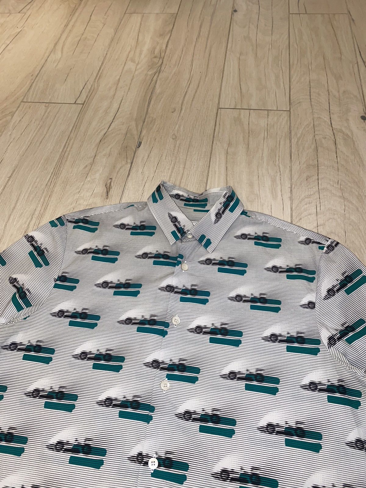 Prada SS15 Prada F1 Racing All Over Printed Button Up Shirt Size US M / EU 48-50 / 2 - 1 Thumbnail