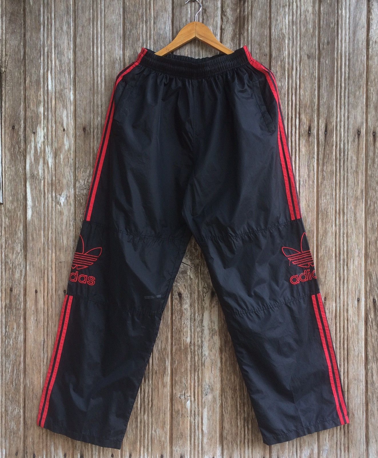 Adidas Adidas Big Logo Double On Side Red Stripe Sweatpants Size US 29 - 1 Thumbnail