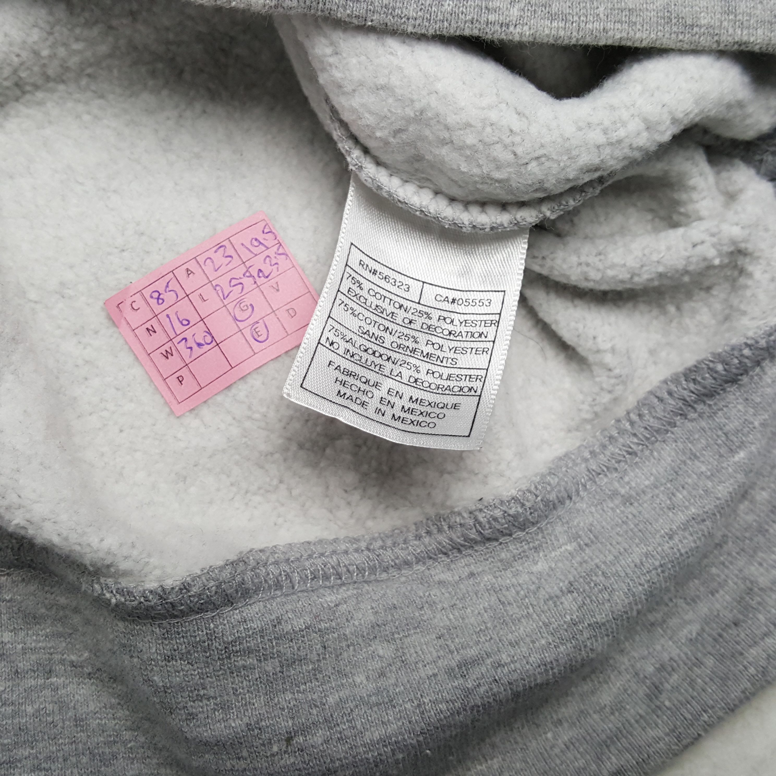 Nike × Vintage NIKE Streetwear Center Logo Style Vintage Sweatshirt Size US L / EU 52-54 / 3 - 6 Thumbnail