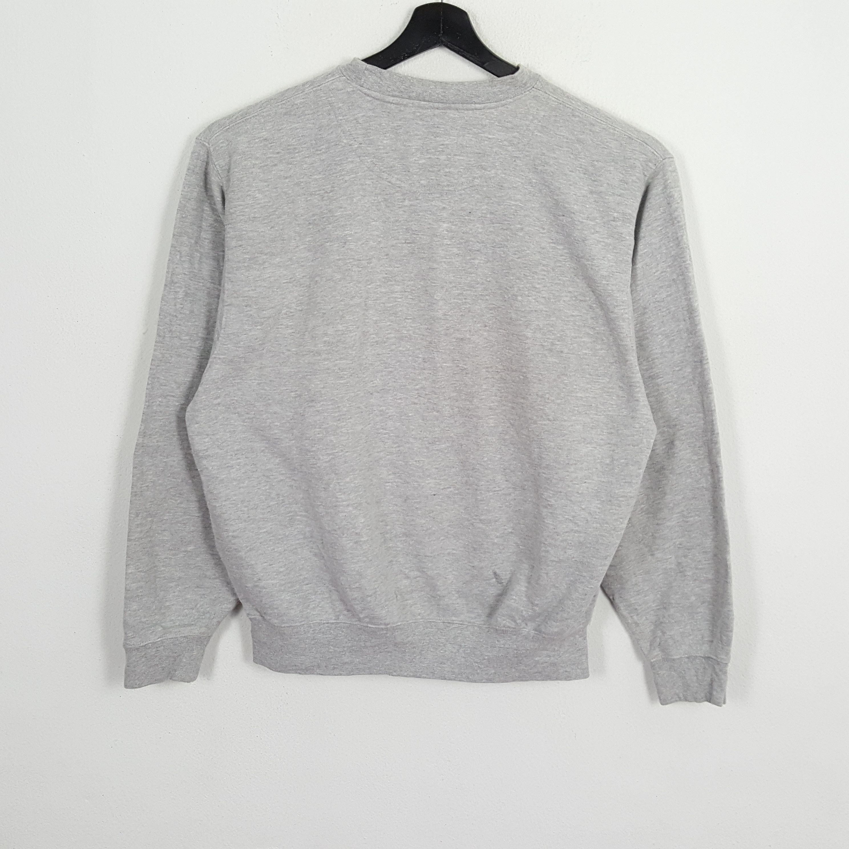 Nike × Vintage NIKE Streetwear Center Logo Style Vintage Sweatshirt Size US L / EU 52-54 / 3 - 3 Thumbnail