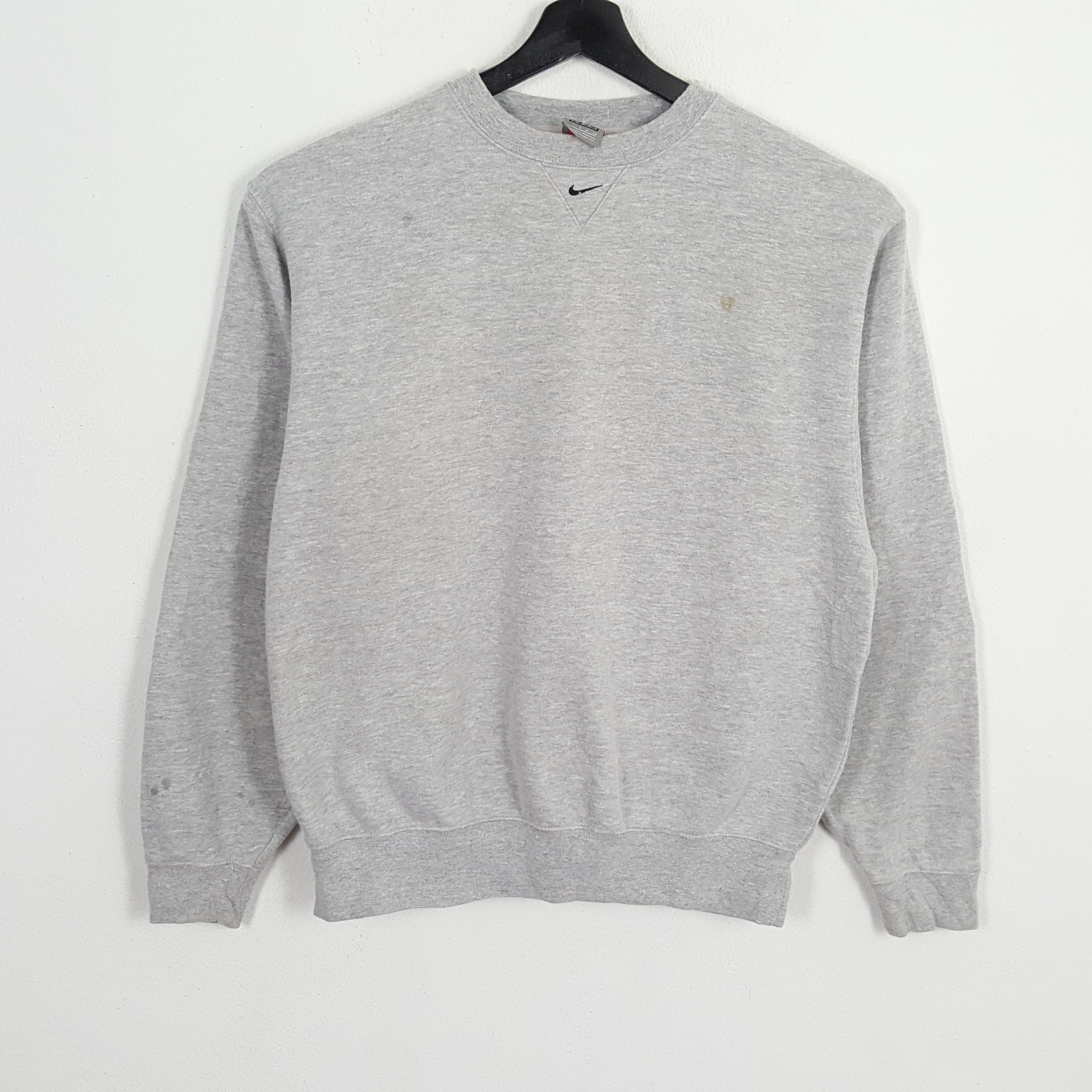 Nike × Vintage NIKE Streetwear Center Logo Style Vintage Sweatshirt Size US L / EU 52-54 / 3 - 1 Thumbnail