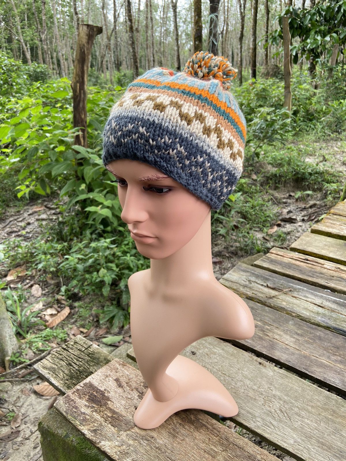 image of Winter Session Vintage Knitted Beanie in Grey, Men's