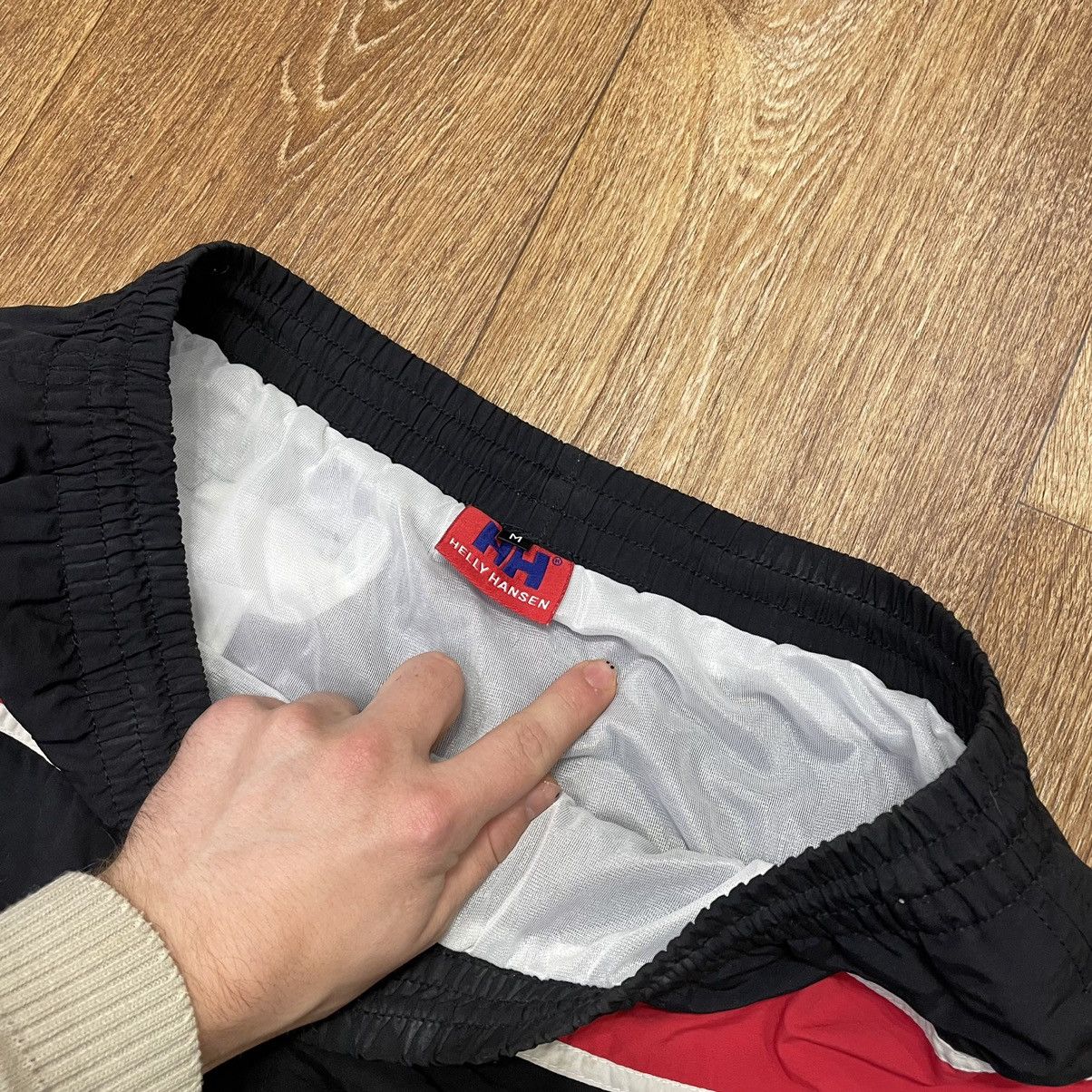 Vintage Vintage Helly Hansen Y2K Striped Shorts Streetwear Baggy 32 Size US 32 / EU 48 - 5 Thumbnail