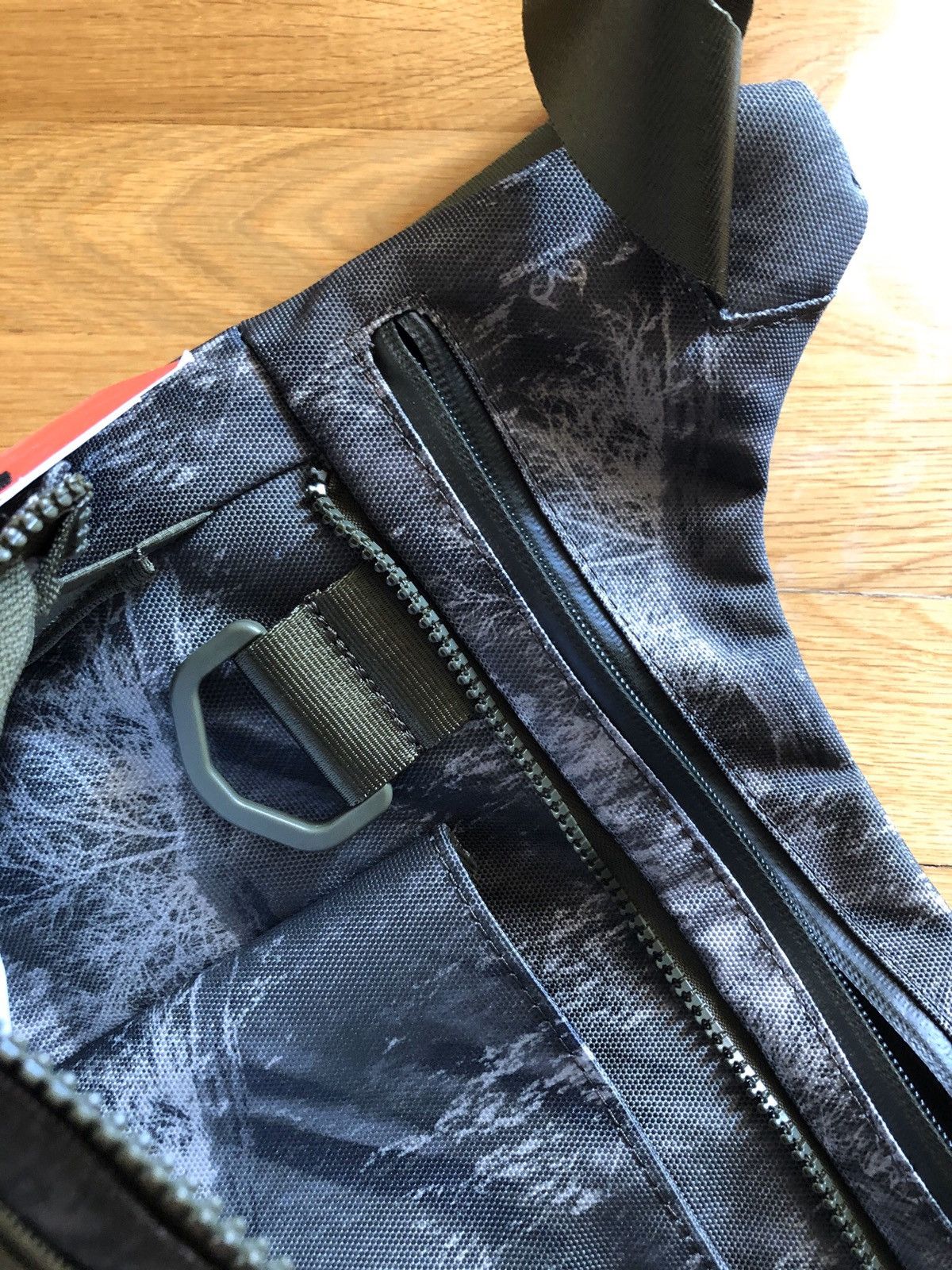 Nike Nike Lab X Real Tree camo crossbody utility tactical bag Size ONE SIZE - 4 Thumbnail