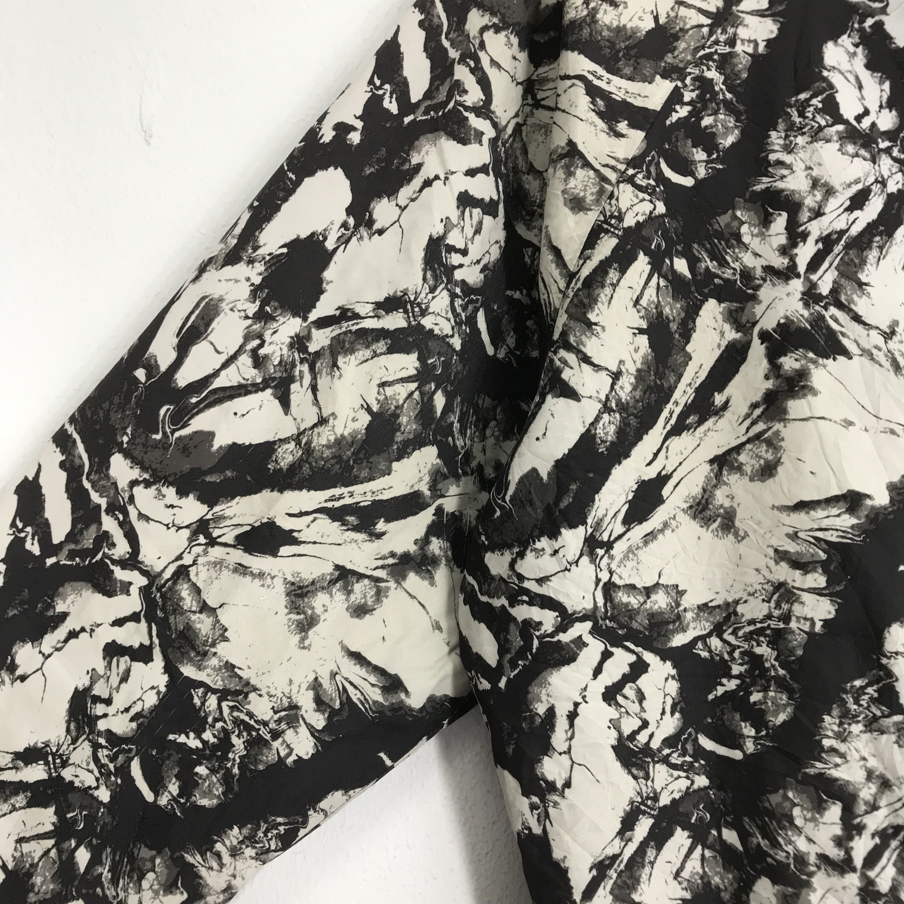 Japanese Brand Vintage Oakley Baroque Jacket Hoodie Abstract Colour Size US M / EU 48-50 / 2 - 5 Thumbnail