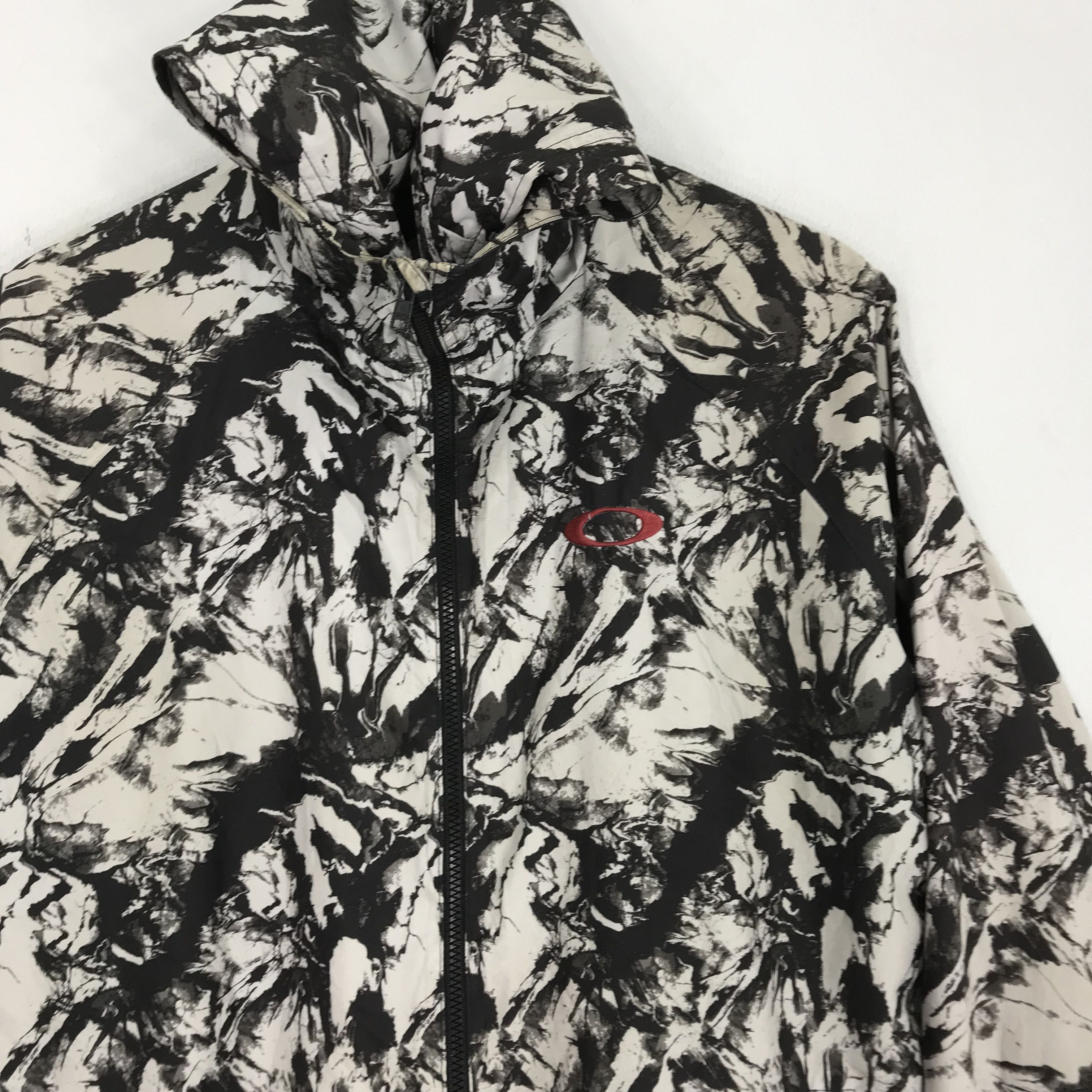 Japanese Brand Vintage Oakley Baroque Jacket Hoodie Abstract Colour Size US M / EU 48-50 / 2 - 8 Thumbnail
