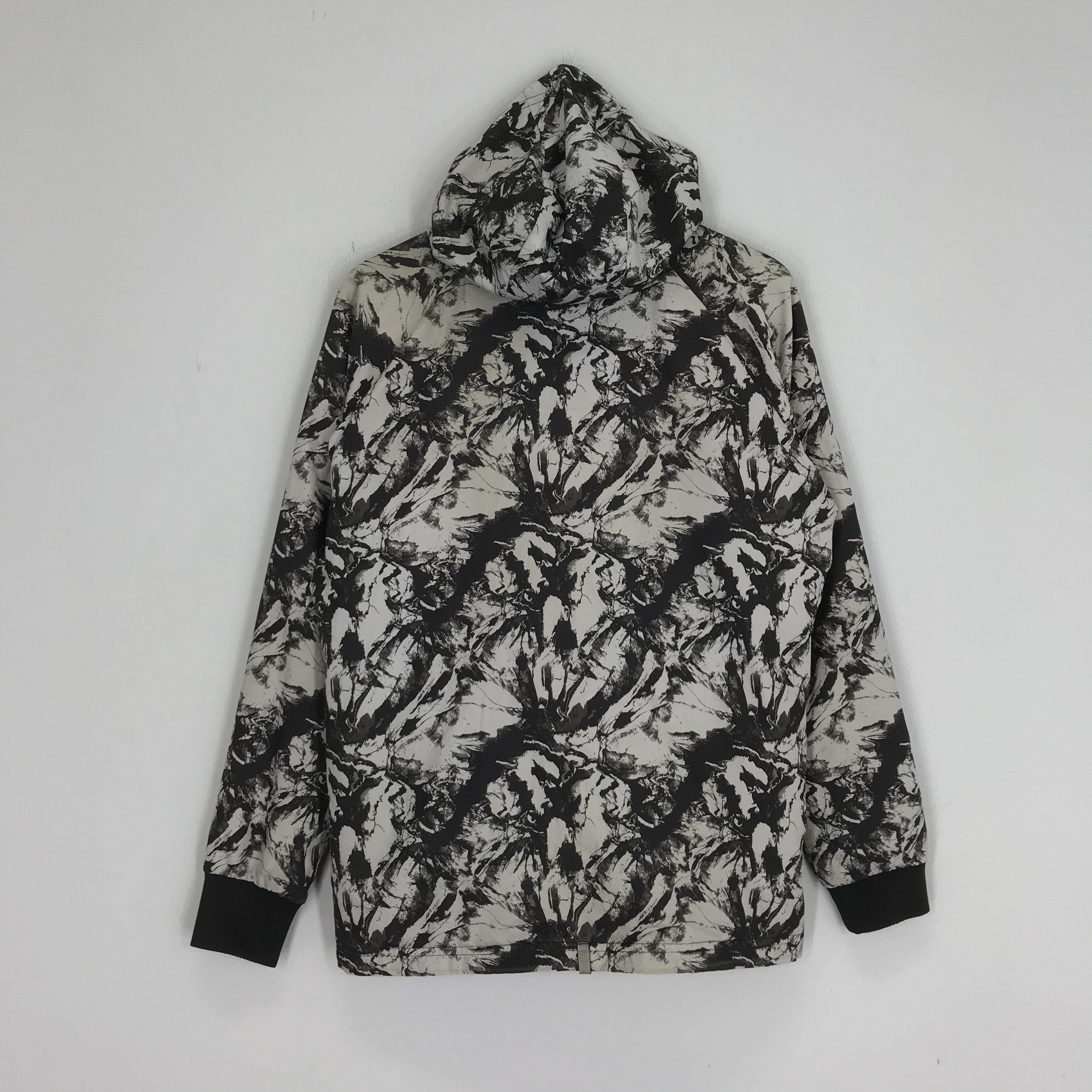 Japanese Brand Vintage Oakley Baroque Jacket Hoodie Abstract Colour Size US M / EU 48-50 / 2 - 3 Thumbnail