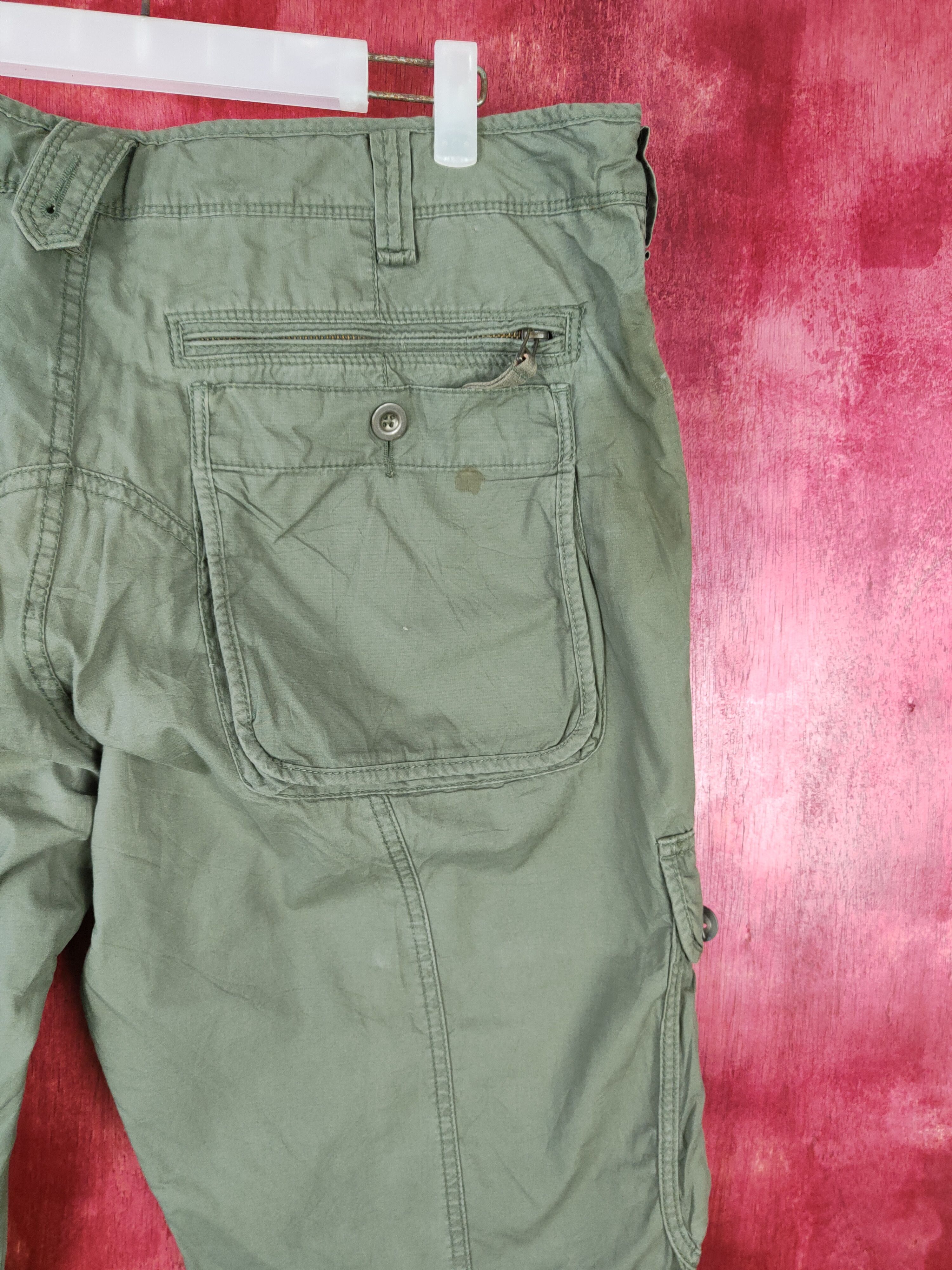 Japanese Brand Uniqlo Army Green Multi Pocket Tactical Cargo Pants #5299 Size US 36 / EU 52 - 12 Thumbnail