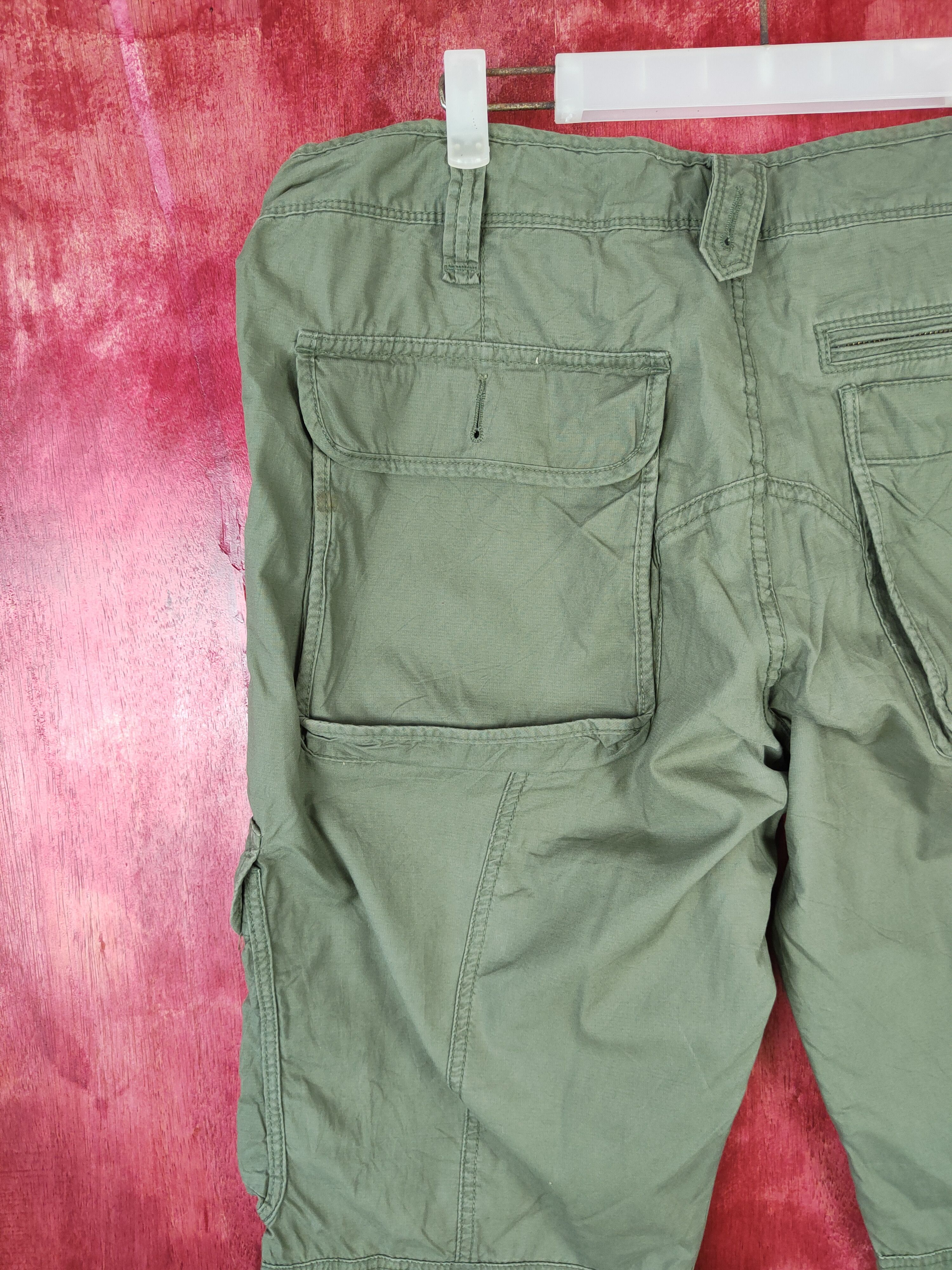 Japanese Brand Uniqlo Army Green Multi Pocket Tactical Cargo Pants #5299 Size US 36 / EU 52 - 10 Thumbnail