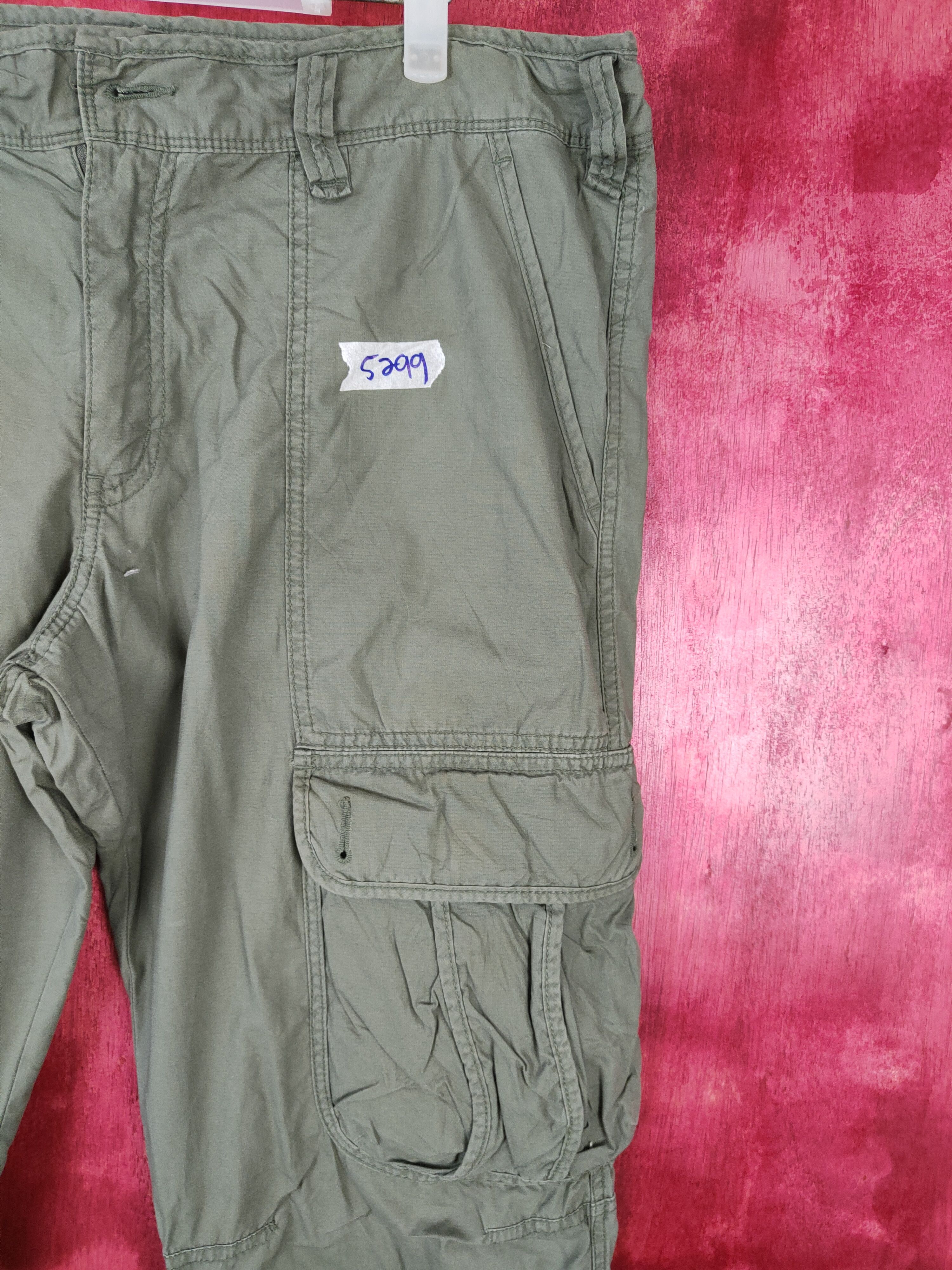 Japanese Brand Uniqlo Army Green Multi Pocket Tactical Cargo Pants #5299 Size US 36 / EU 52 - 5 Thumbnail