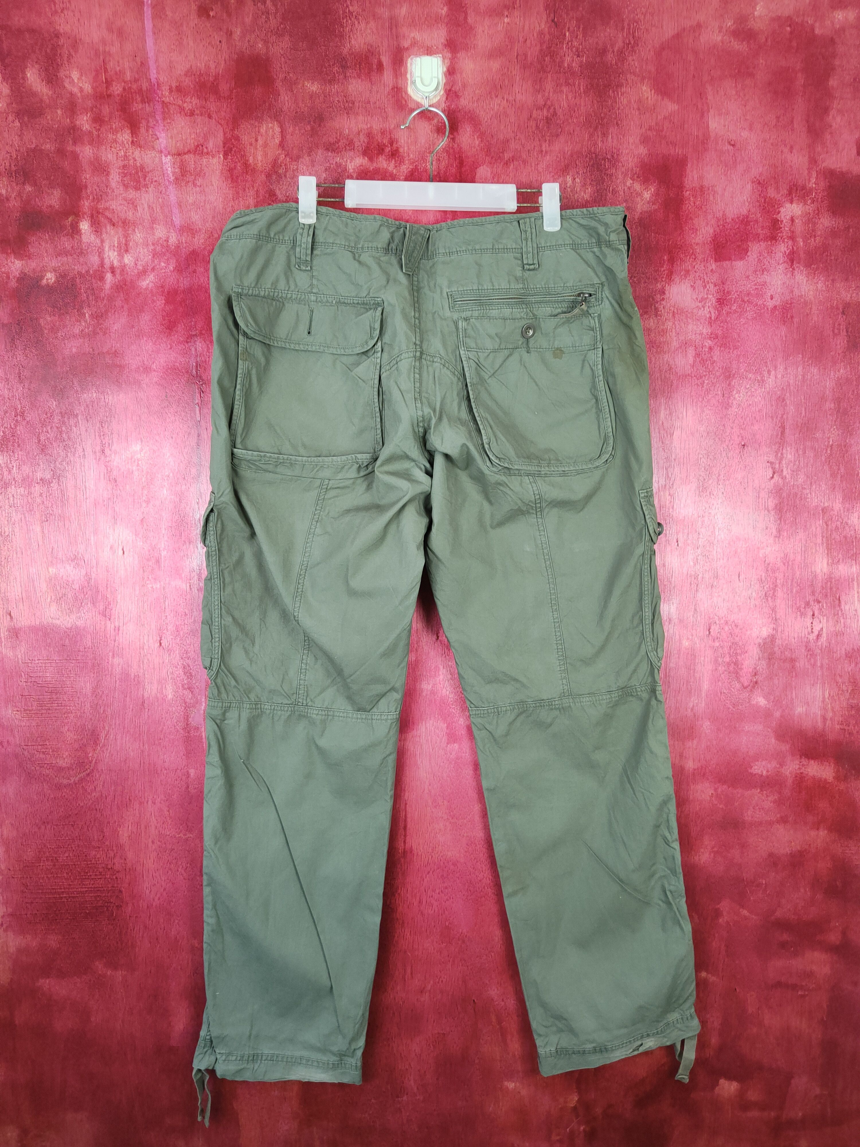 Japanese Brand Uniqlo Army Green Multi Pocket Tactical Cargo Pants #5299 Size US 36 / EU 52 - 7 Thumbnail