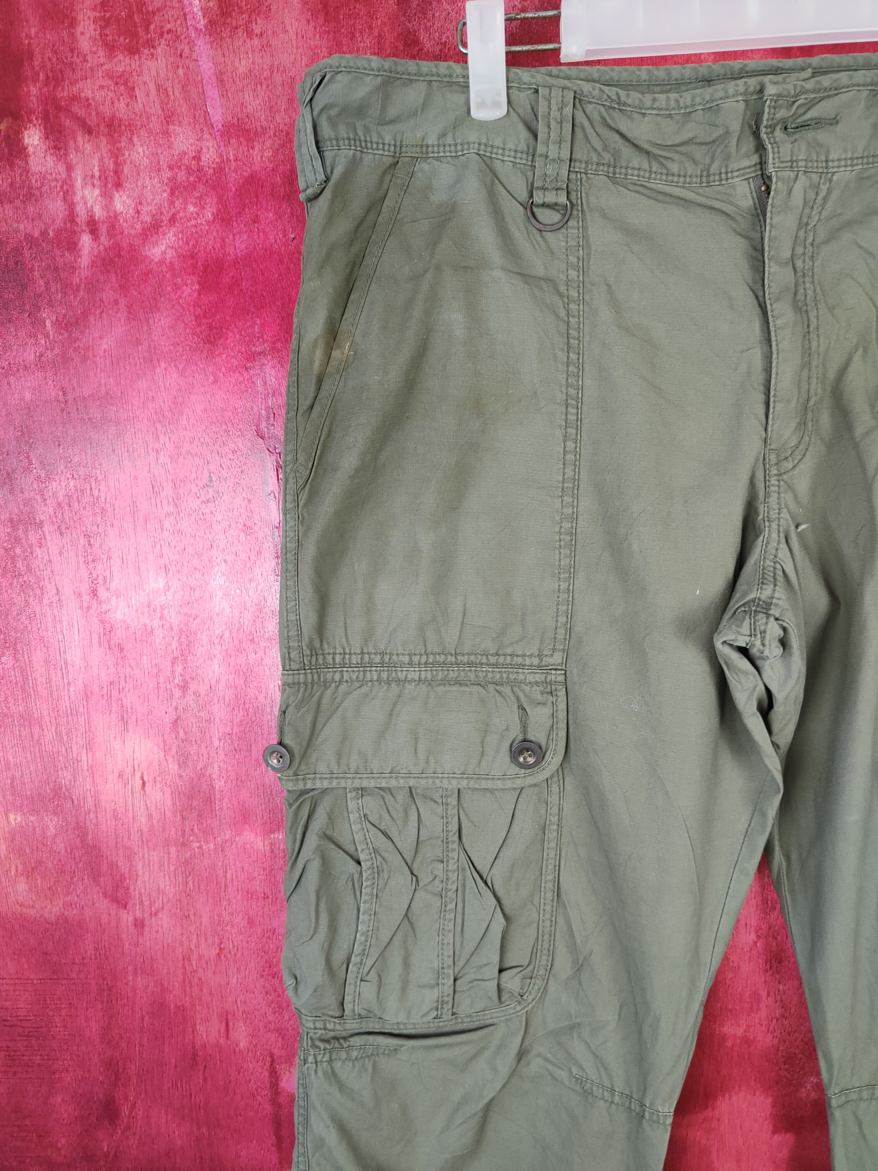 Japanese Brand Uniqlo Army Green Multi Pocket Tactical Cargo Pants #5299 Size US 36 / EU 52 - 3 Thumbnail