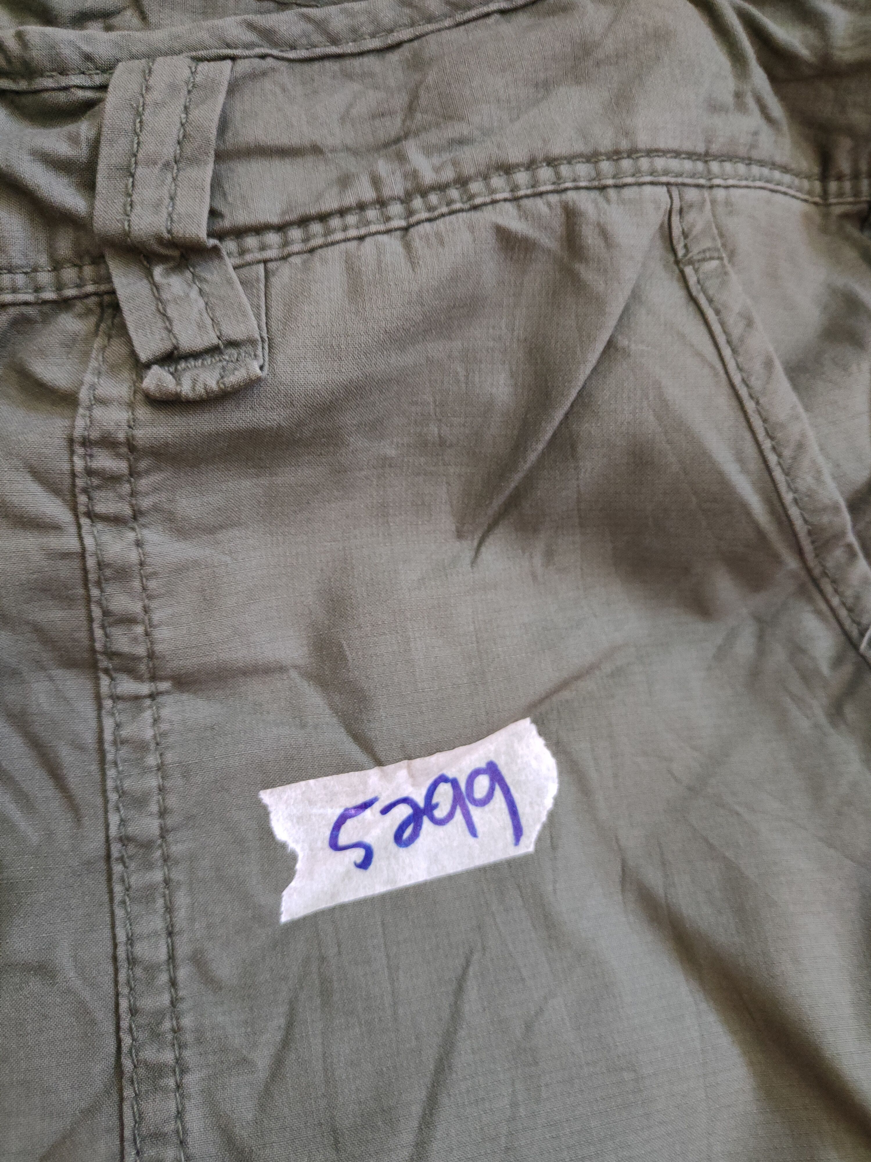 Japanese Brand Uniqlo Army Green Multi Pocket Tactical Cargo Pants #5299 Size US 36 / EU 52 - 16 Thumbnail