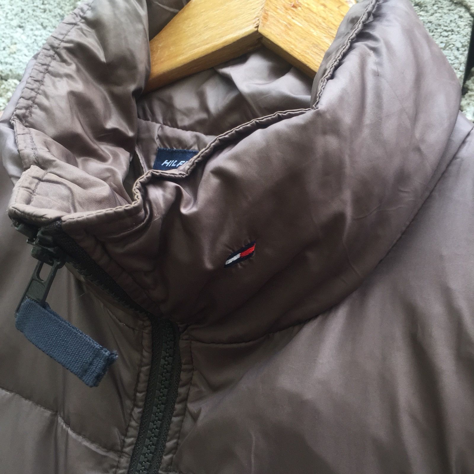 Tommy Hilfiger 90s Tommy Hilfiger Logo Goose Down Bomber Jacket Size US M / EU 48-50 / 2 - 5 Thumbnail